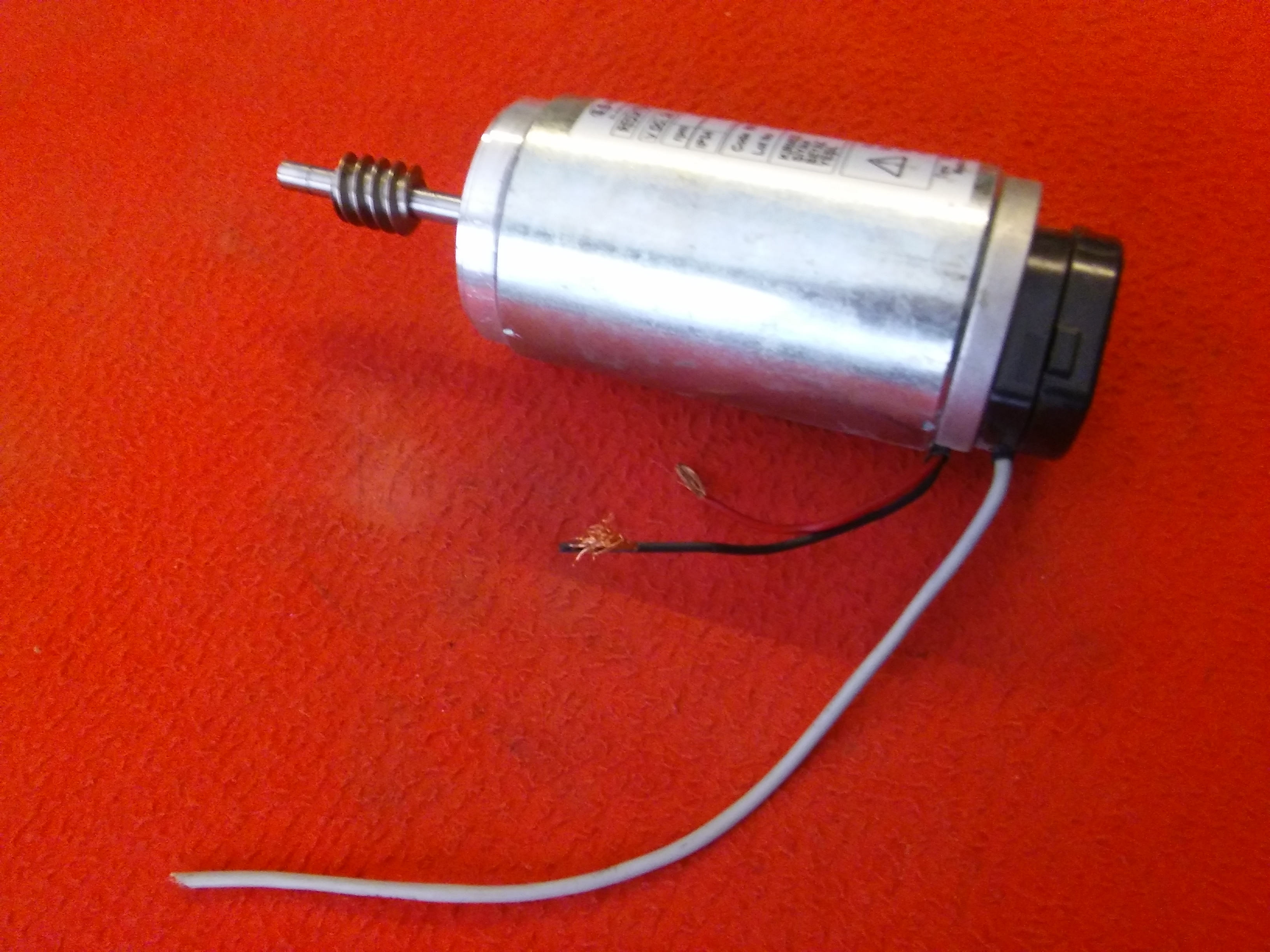 KORMAS CW-CCW VDC 24 RPM 230 631 034 30 REDİKTÖR MOTORU ENCODER Lİ 24V 67MM 