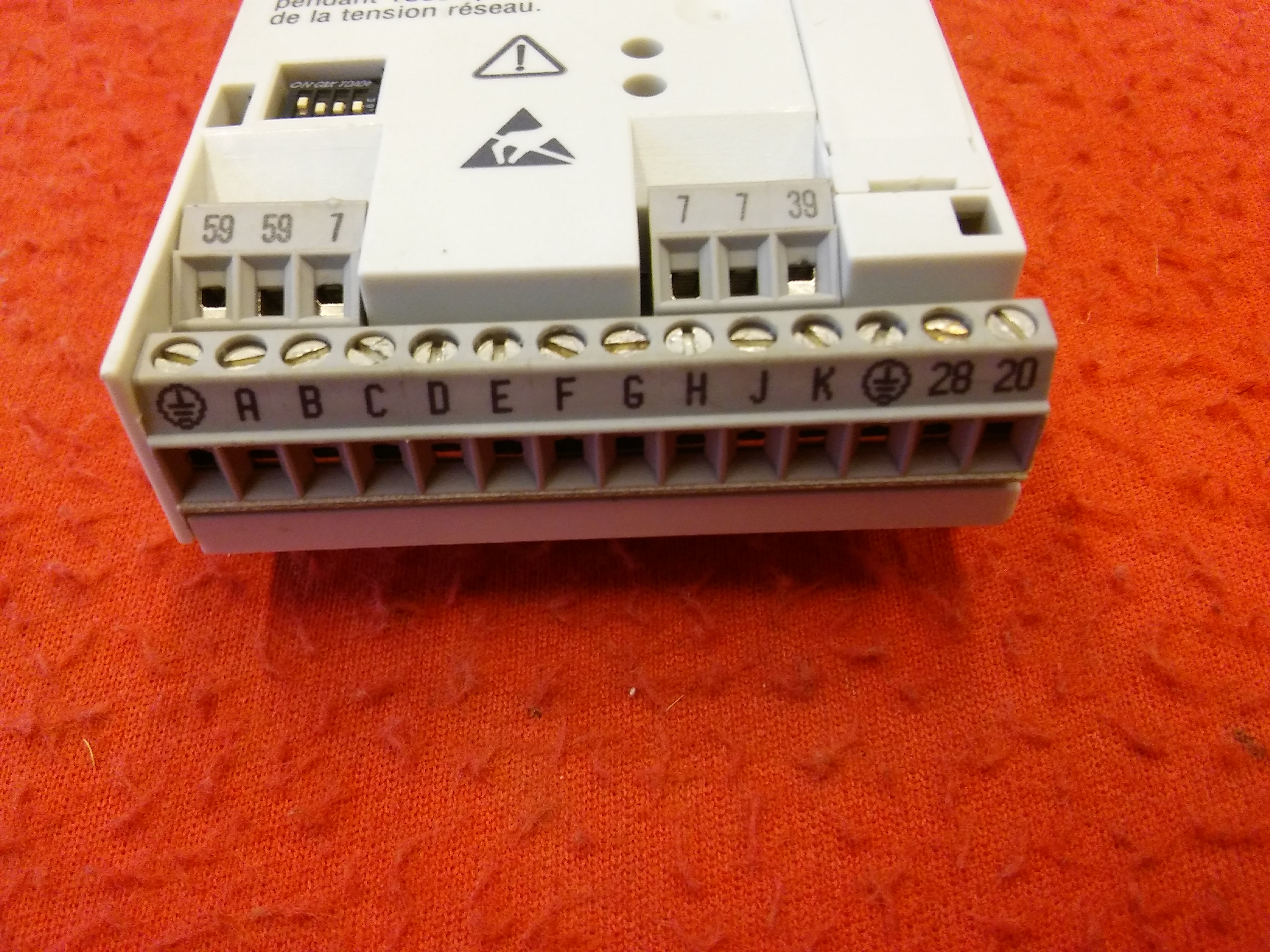 LENZE E82ZAFIC001 SÜRÜCÜ MODÜLÜ