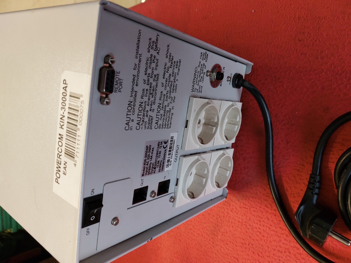 POWERCOM KIN-3000AP AUTPUT AC 220V 13,6A  18020W/3000VA UPS GÜÇ KAYNAGI 4 AKÜLÜ 48V INPUT