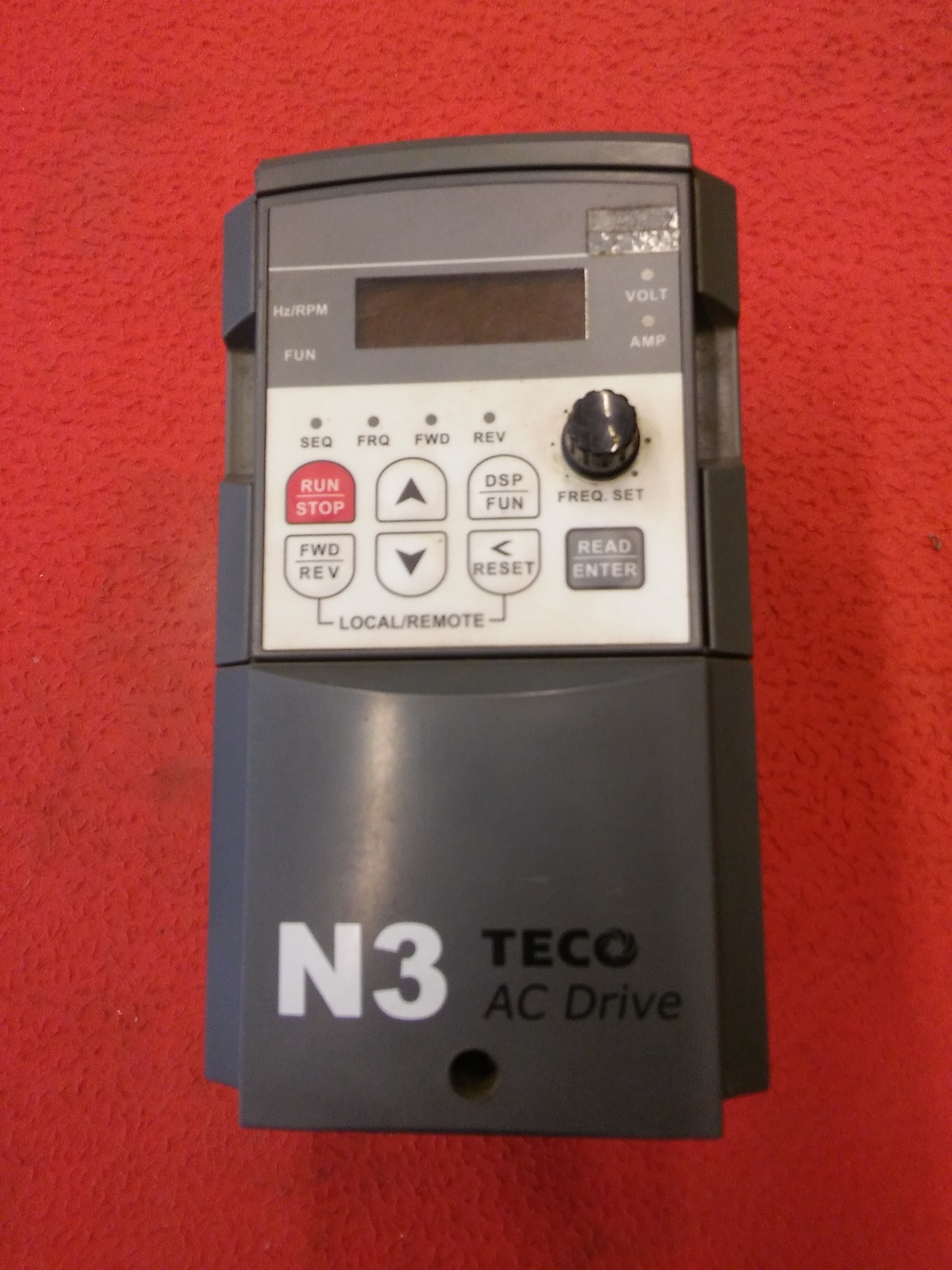 TECO N3-402-C 2HP 1,5KW N3 1,5KW INPUT 380V SÜRÜCÜ