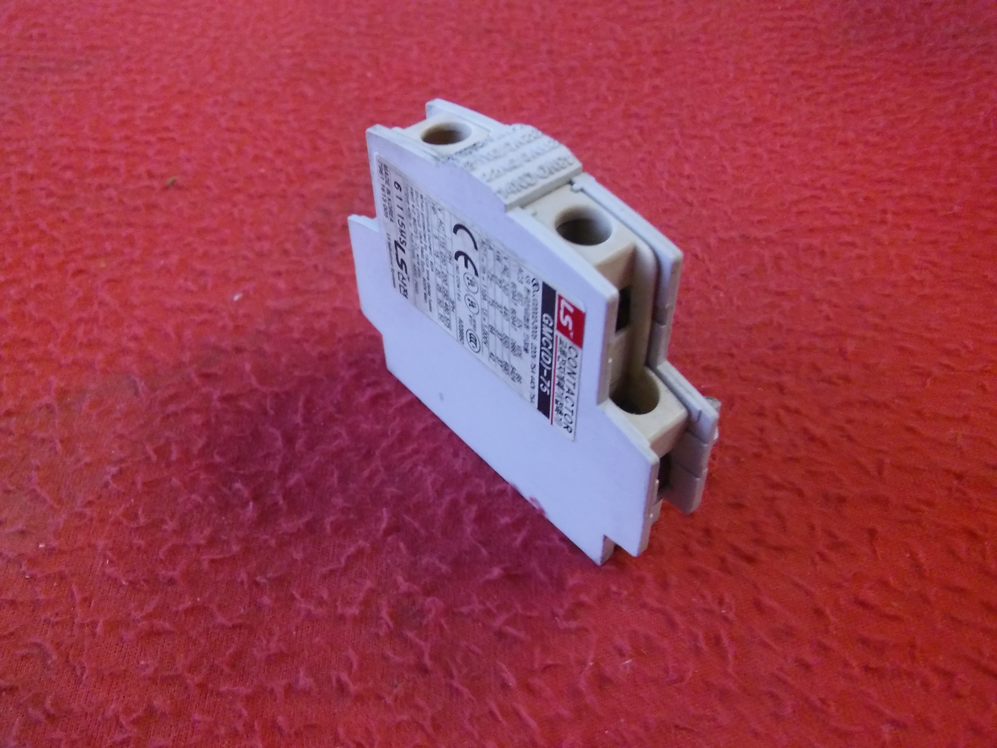 LS UA-1 NC-NO YARDIMCI KONTAK