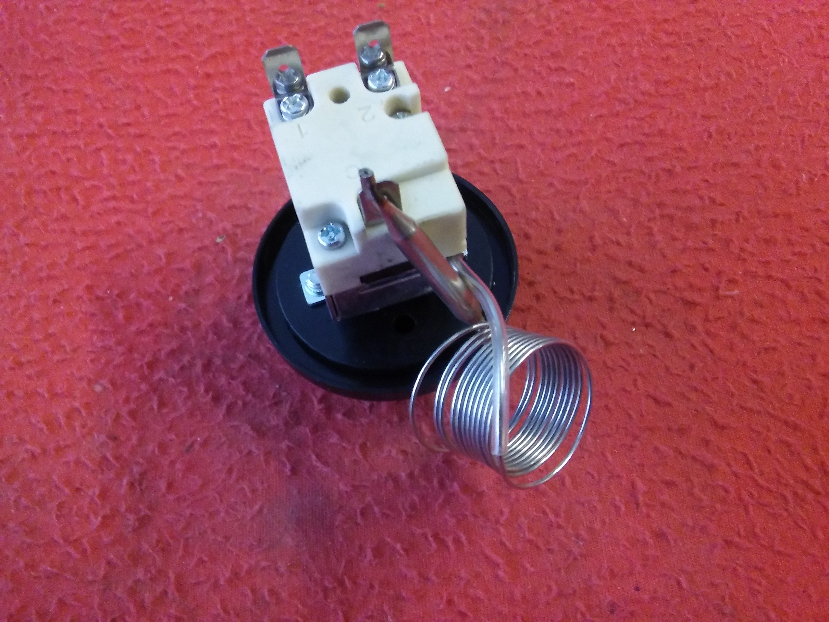 TERMOKUPL  WYC300-1 WYC 300-1 50-300C ARASI 1 AÇIK 1 KAPALI KONTAKLI ISITICI TERMOSTADI
