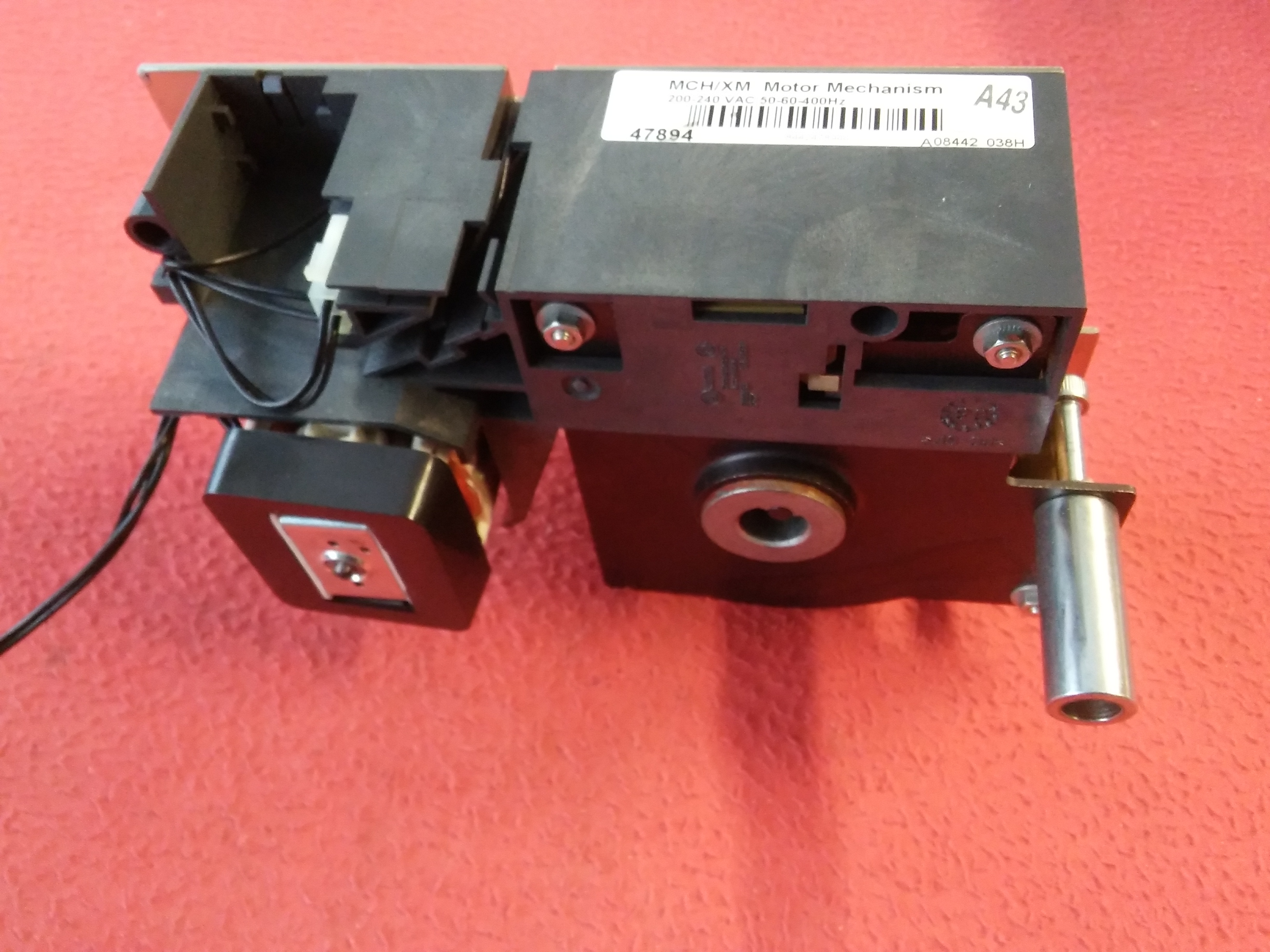 SCHNEİDER MCH/XM MCH-XM 47894 MCH XM 200-240VAC MOTOR MAKANİZMASI