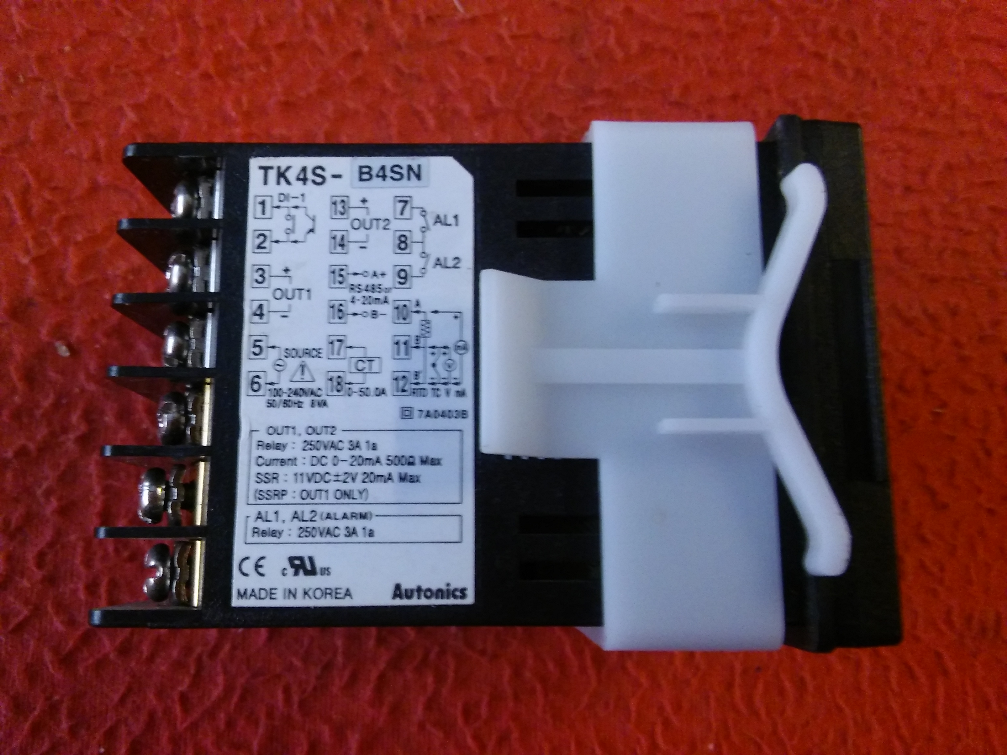 AUTONİCS TK4S-B4SN TK4S 48X48 220V     DİJİTAL 4 SET DEGERLİ PID SICAKLIK ISI KONTROLV