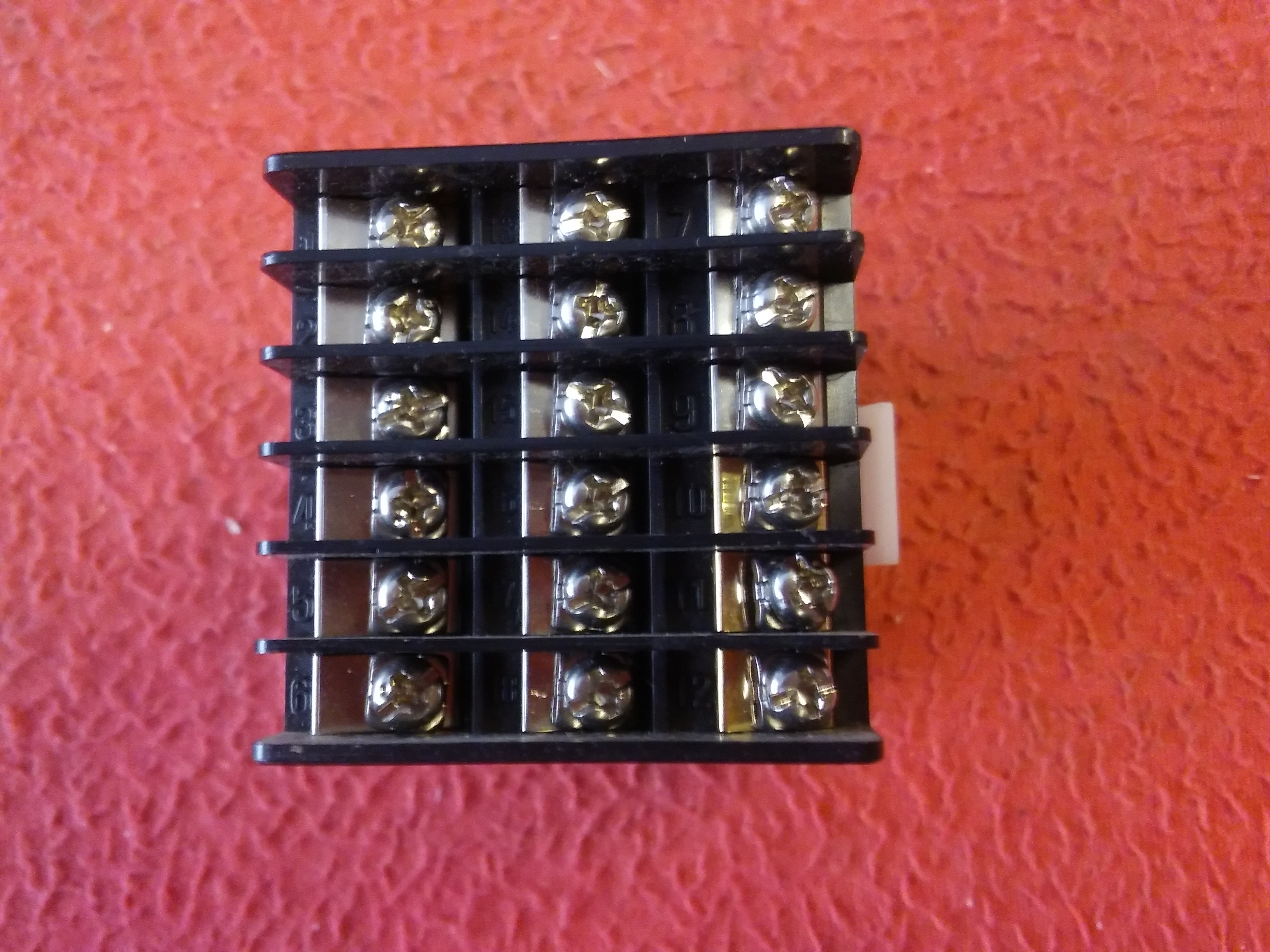 AUTONİCS TK4S-B4SN TK4S 48X48 220V     DİJİTAL 4 SET DEGERLİ PID SICAKLIK ISI KONTROLV