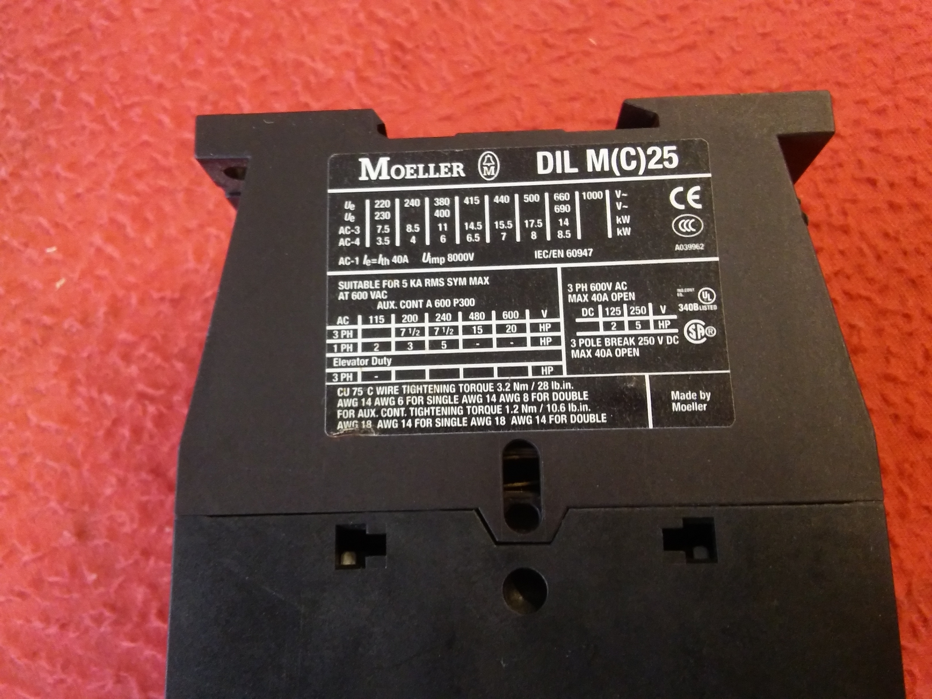 MOELLER DIL M 25-10 DILM25-10 11KW 40A 24-27VDC 1NO YARDIMCI KONTAKLI KONTAKTÖR