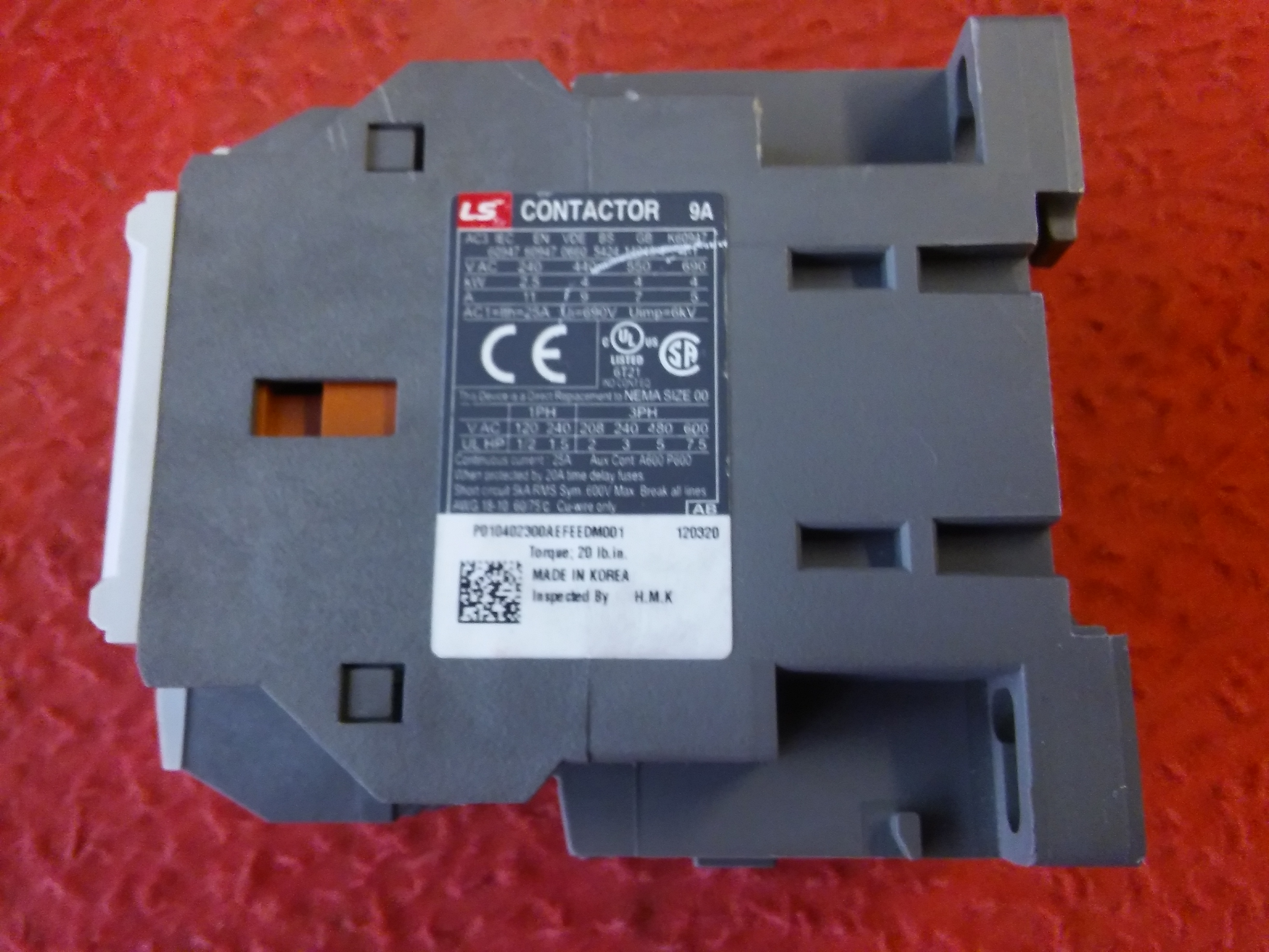 LS MC-9B 4KW 9A ACIK KAPALI YARDIMCI KONTAKLI 220V BOBİNLİ KONTAKTÖR
