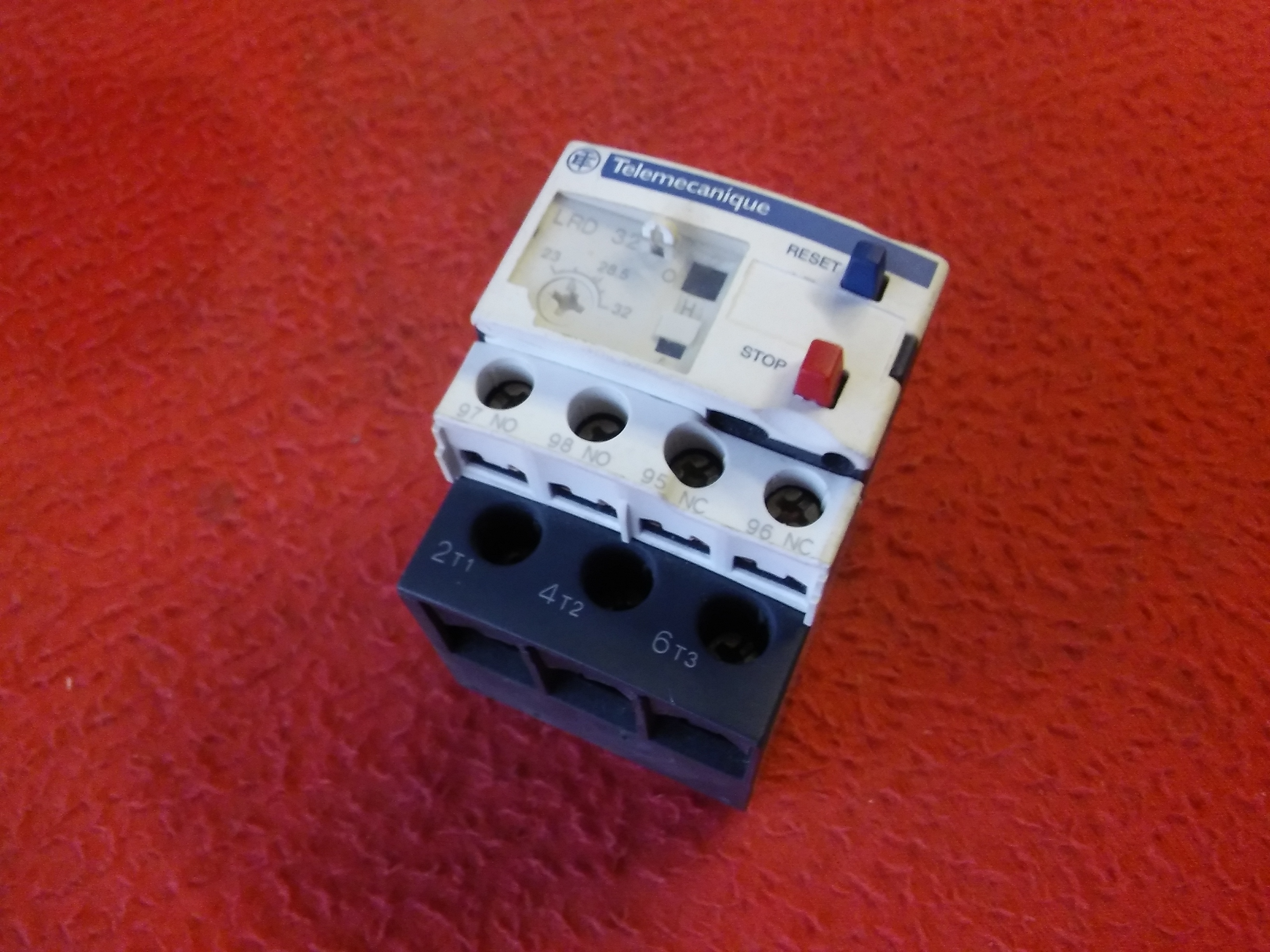 SCHNEİDER LRD 32 LRD-32 23-32A KONTAKTÖRE TAKILAN TİP MOTOR KORUMA