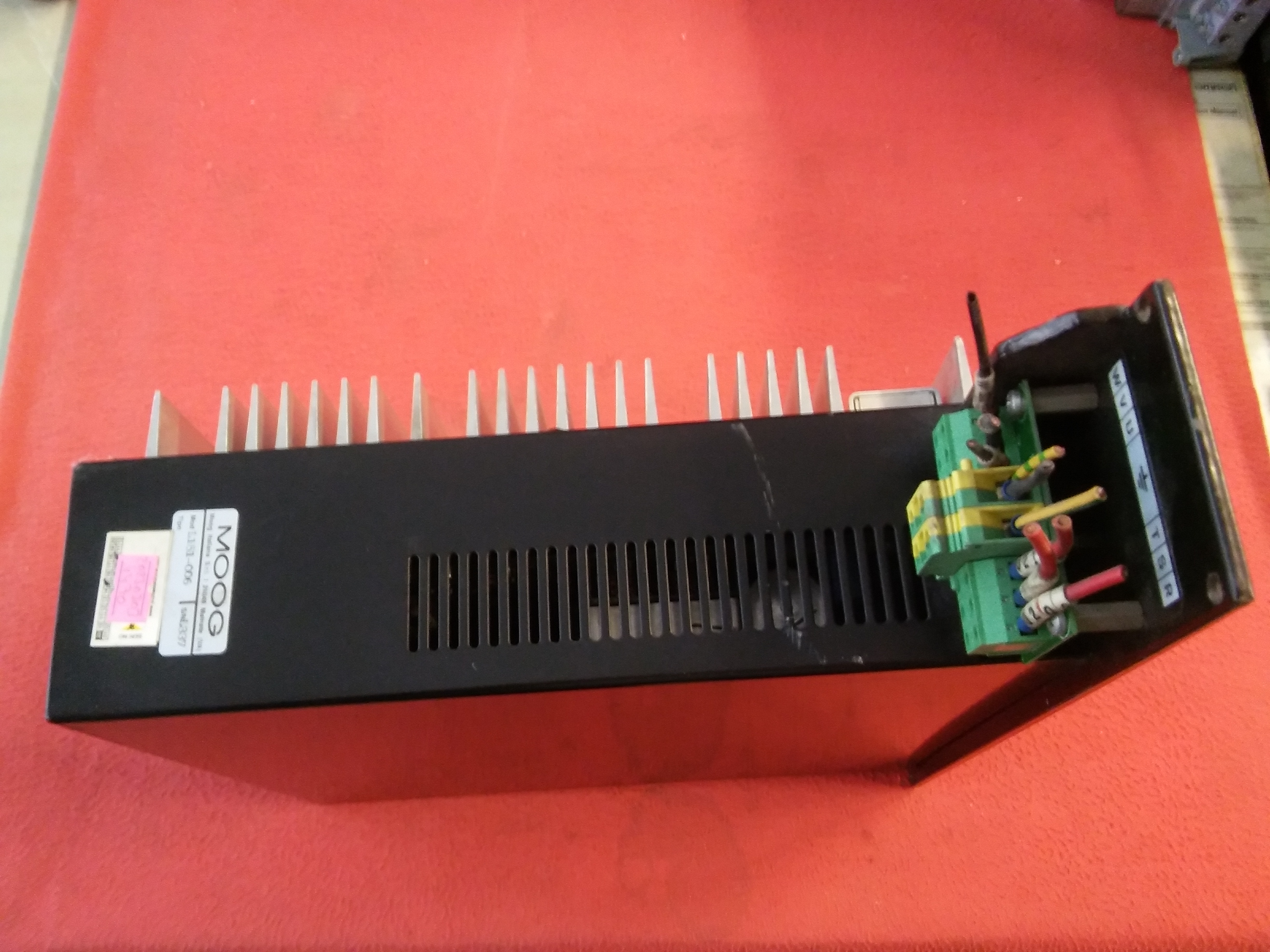 MOOG BRUSHLESS TECHNOLOGY L151-006 L337 L880 L151 MOOG SERVO SÜRÜCÜ