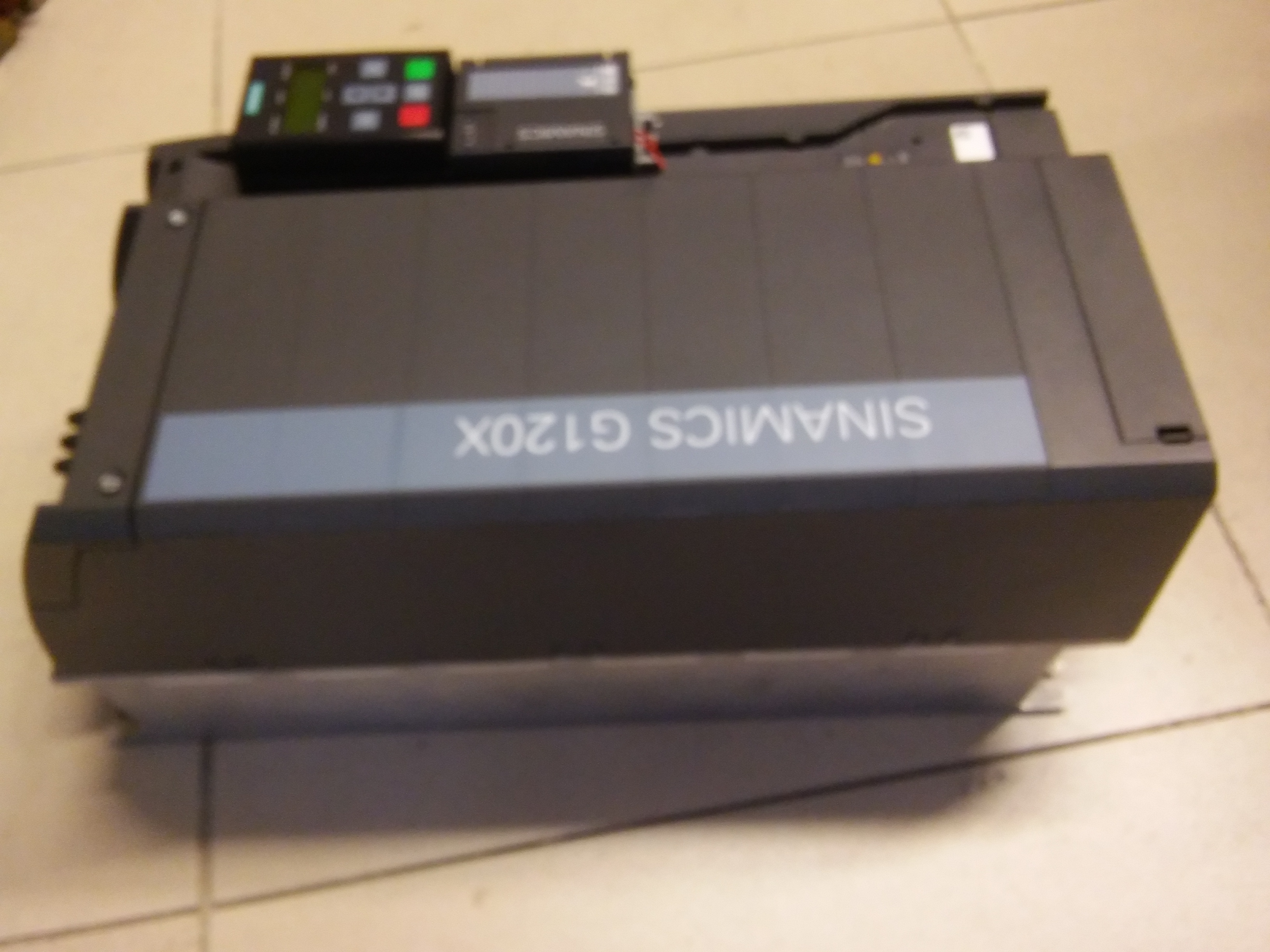 SIEMENS 6SL3220-2YE40-0UF0 SINAMICS G120X 55KW SÜRÜCÜ