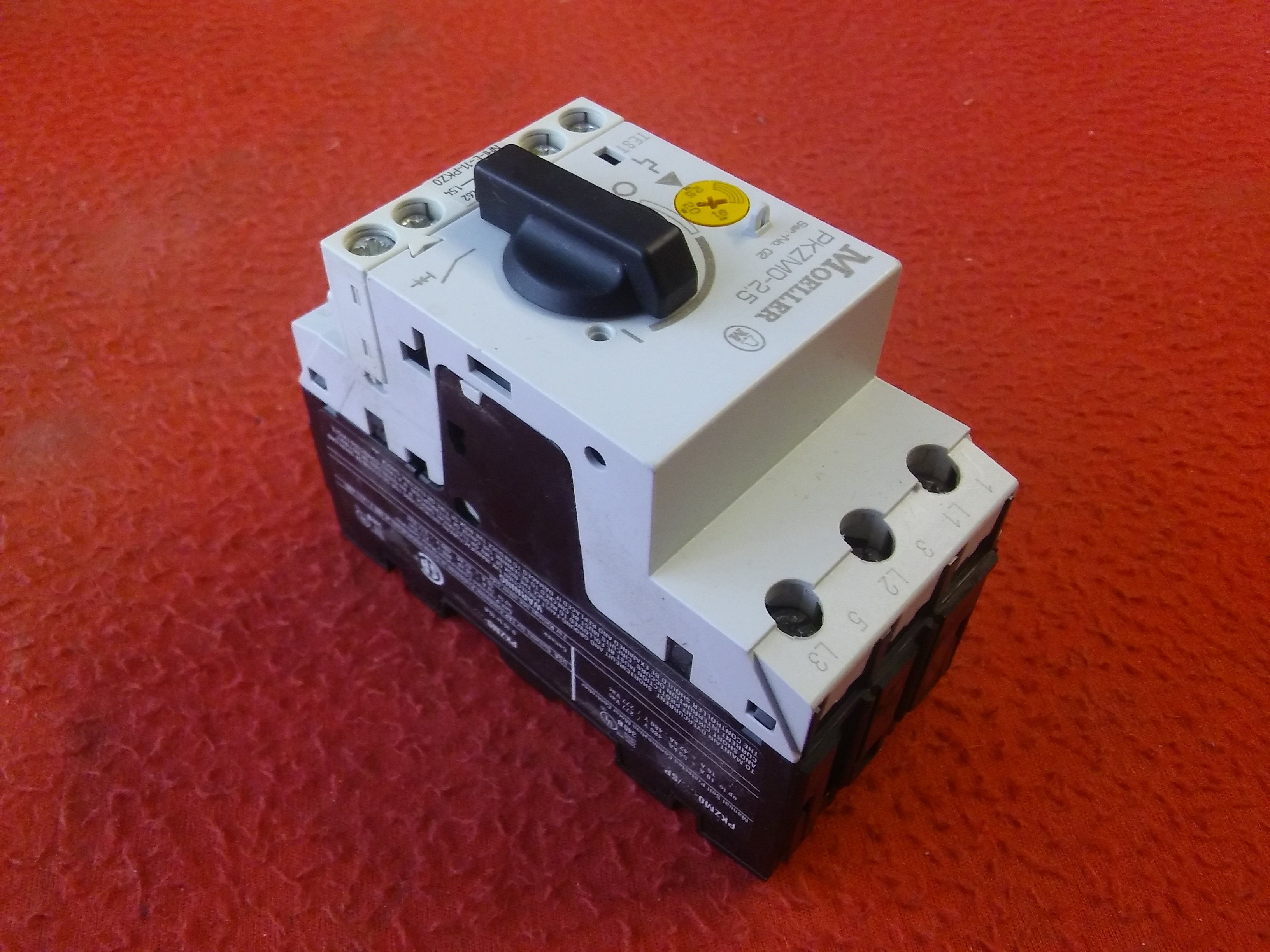 MOELLER PKZM0-2,5 EATON PKZM0-2,5-EA 1,6-2,5A MOTOR KORUMA ŞALTER TİPİ