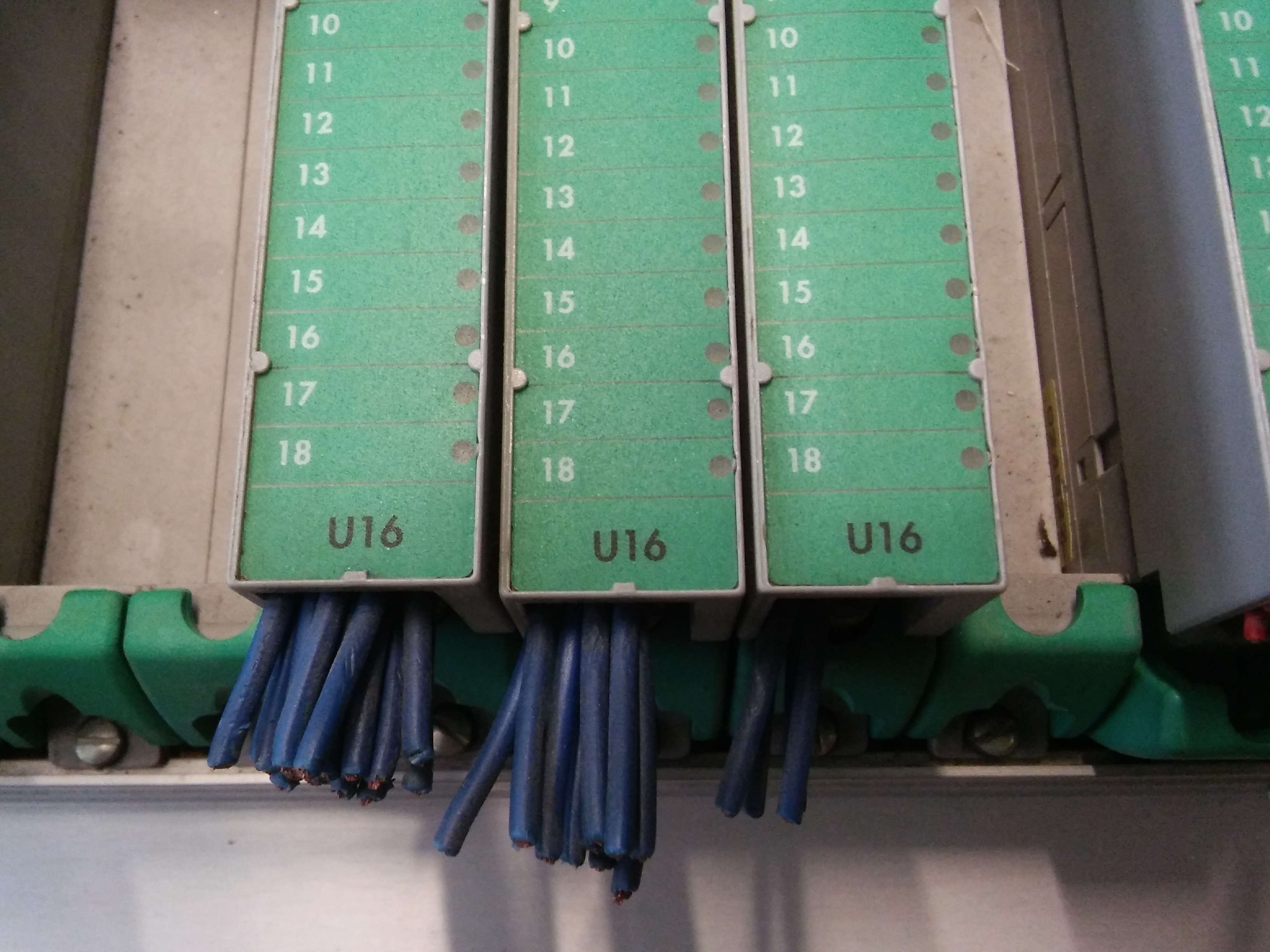 GEFRAN U16 U16-NS 448502 6YC00 ( R.2 ) V05 PLC EK MODÜL