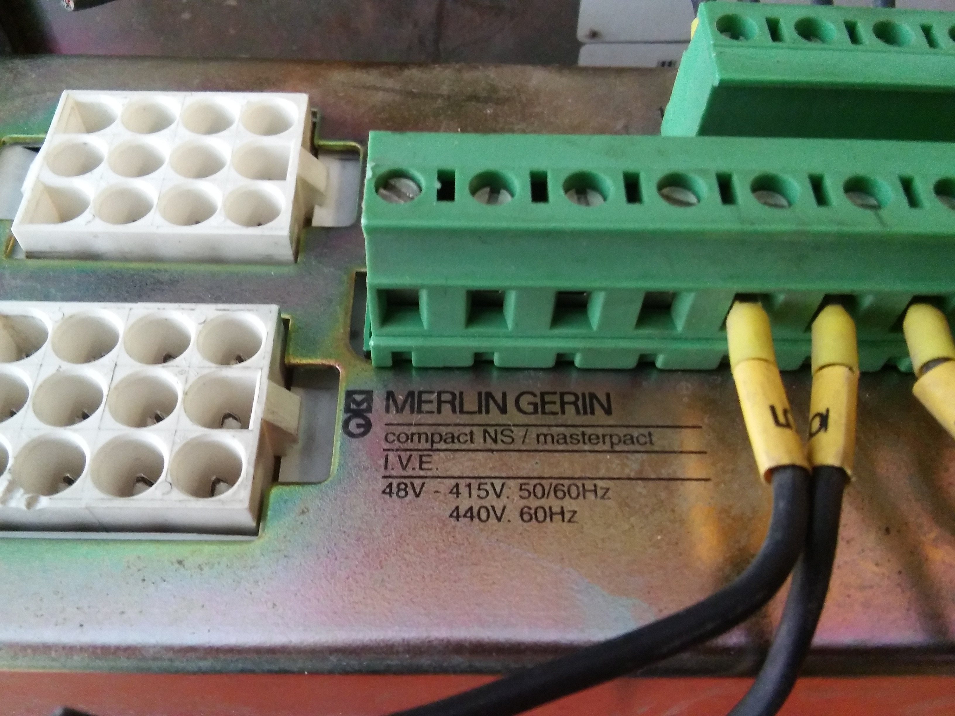MERLİN GERİN COMPACT NS / MASTERPACT I.V.E IVE 48V-415V TRANSFER REFERANS MAKANİZMASI