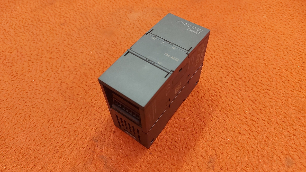SİEMENS 6ES7 288-3AQ02-0AA0 6ES7288-3AQ02-0AA0 EM AQ02 SIMATIC S7-200 SMART