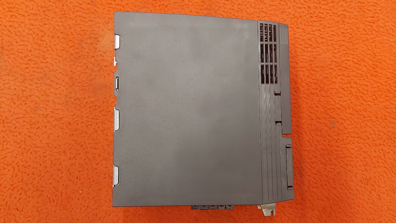 SİEMENS 6SL3210-1KE11-8UF2 SİNAMİCS G120C PN 0.55 KW
