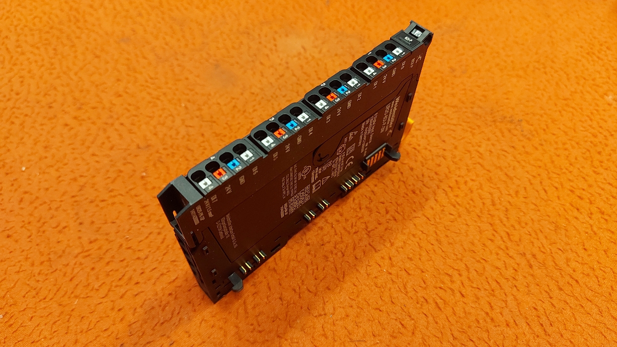 WEİDMÜLLER UR20-8DI-P-3W 1394400000 UR20 8DI P 3W UR208DIP3W 8DI-P 8 DİJİTAL İNPUT SOURCE