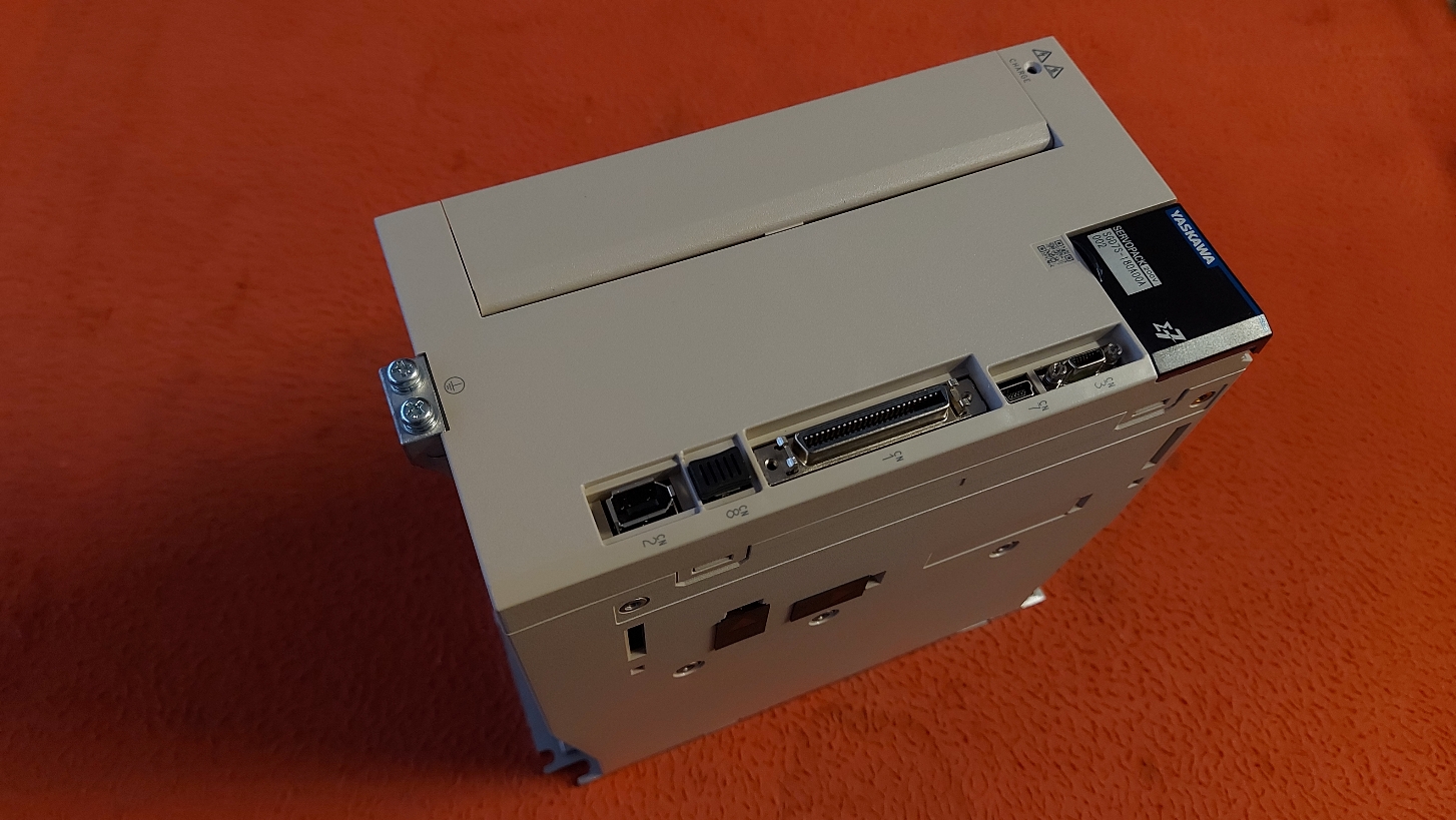 YASKAWA SGD7S-180A00A002 SGD7S-180A00A 002 SGD7S 180A00A002 SGD7S180A00A002