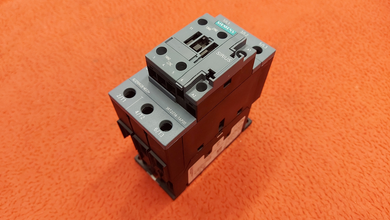 SİEMENS 3RT2038-1AP00 3RT2038 1AP00 3RT2038 1AP00 37 KW KONTAKTÖR