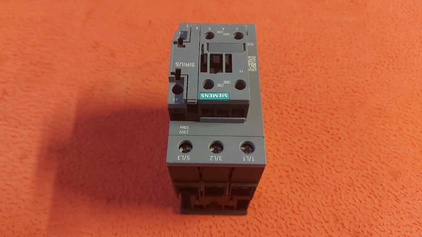 SİEMENS 3RT2035-1AP00 3RT2035 1AP00 3RT20351AP00 18,5 KW KONTAKTÖR