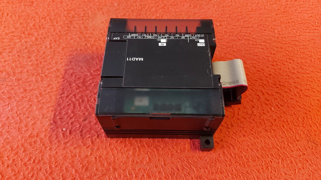 OMRON CP1W-MAD11 CP1W MAD11 CP1W MAD11 A/D D/A UNİT