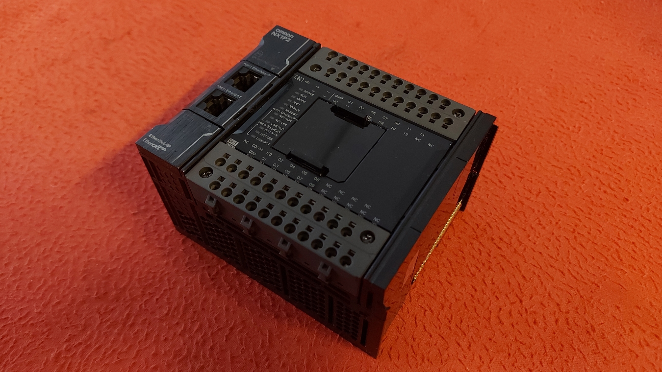OMRON NX1P2-9B24DT1 NX1P2 9B24DT1 NX1P29B24DT1 ETHERCAT