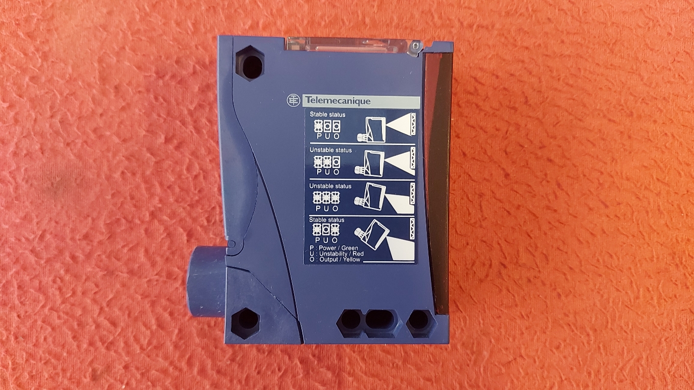 SCHNEİDER XUX9ARCNT16 FOTOELEKTRİK SENSÖR