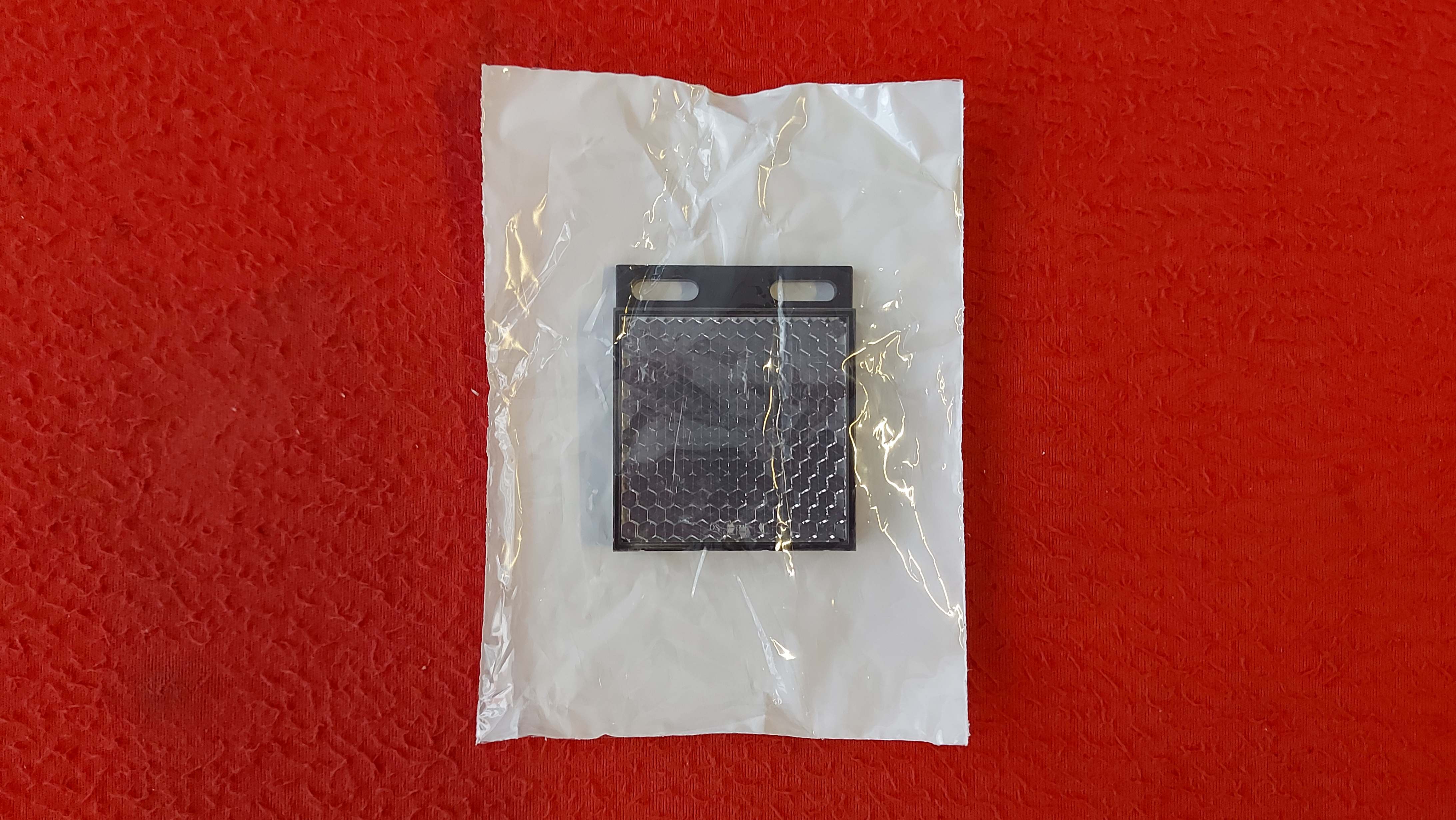 SİCK 5304812 P250 PLASTİK REFLEKTÖR