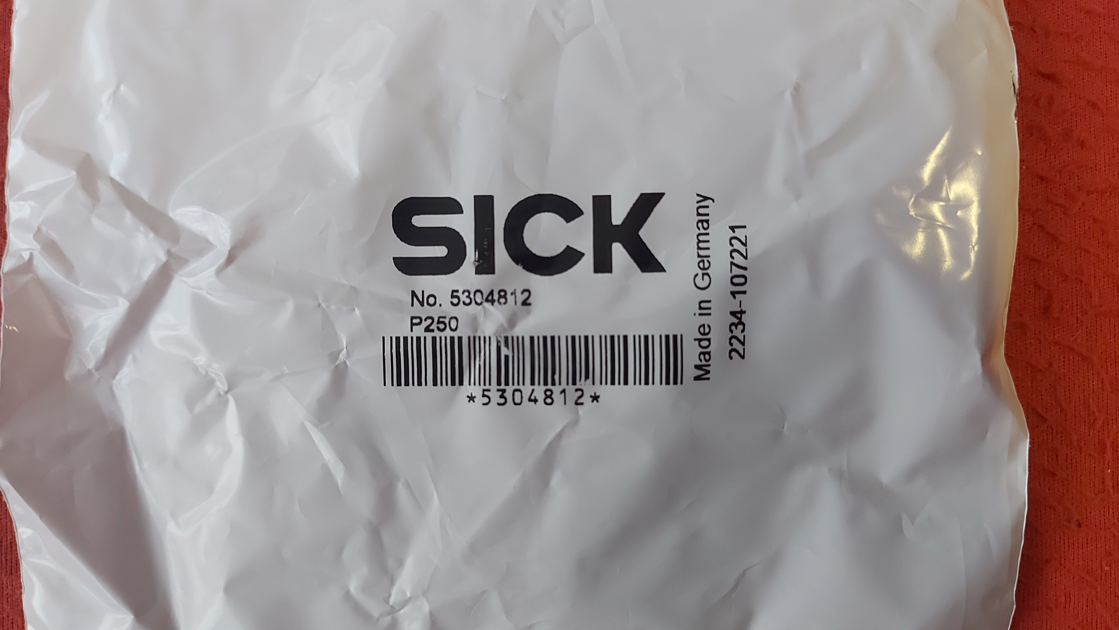 SİCK 5304812 P250 PLASTİK REFLEKTÖR