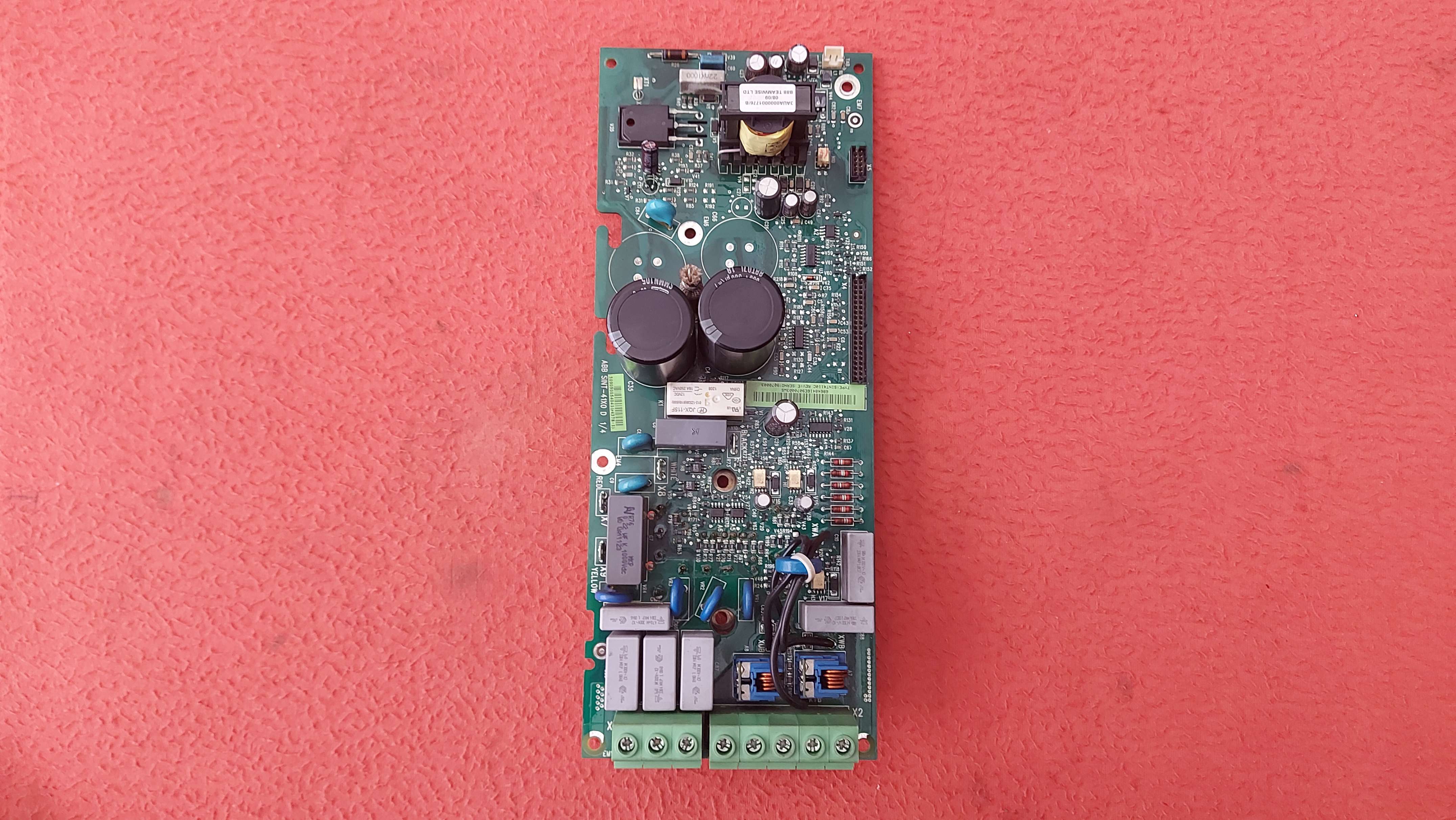 ABB SINT4110C 3AUA0000001776/B FP15R12KE3 3AUA0000001304 3AUA0000000203 PLATE-3AUA0000001330 ASSY-3AUA0000000136 ABB ACS550 KART ACS550 YEDEK PARÇA