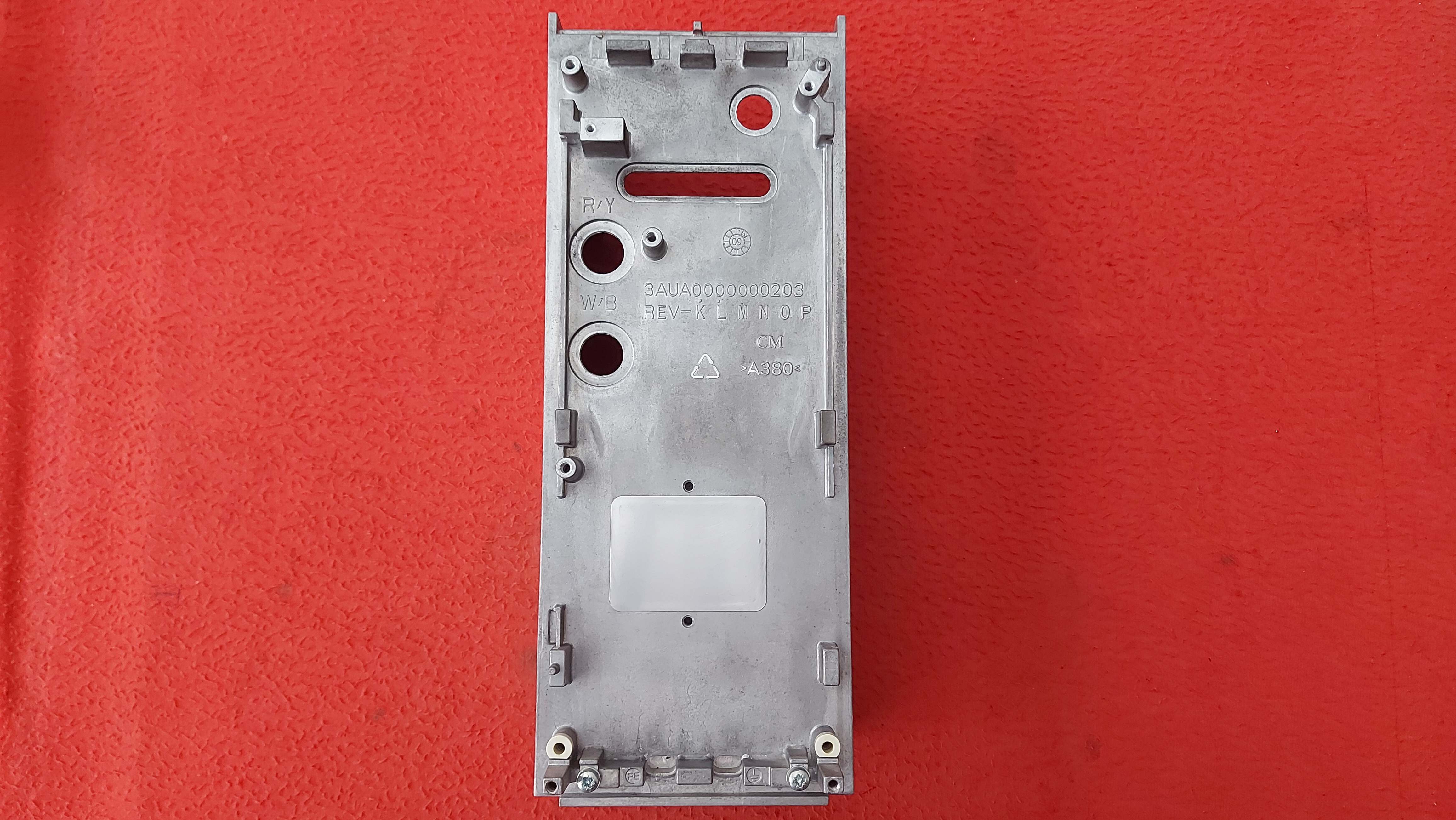 ABB SINT4110C 3AUA0000001776/B FP15R12KE3 3AUA0000001304 3AUA0000000203 PLATE-3AUA0000001330 ASSY-3AUA0000000136 ABB ACS550 KART ACS550 YEDEK PARÇA