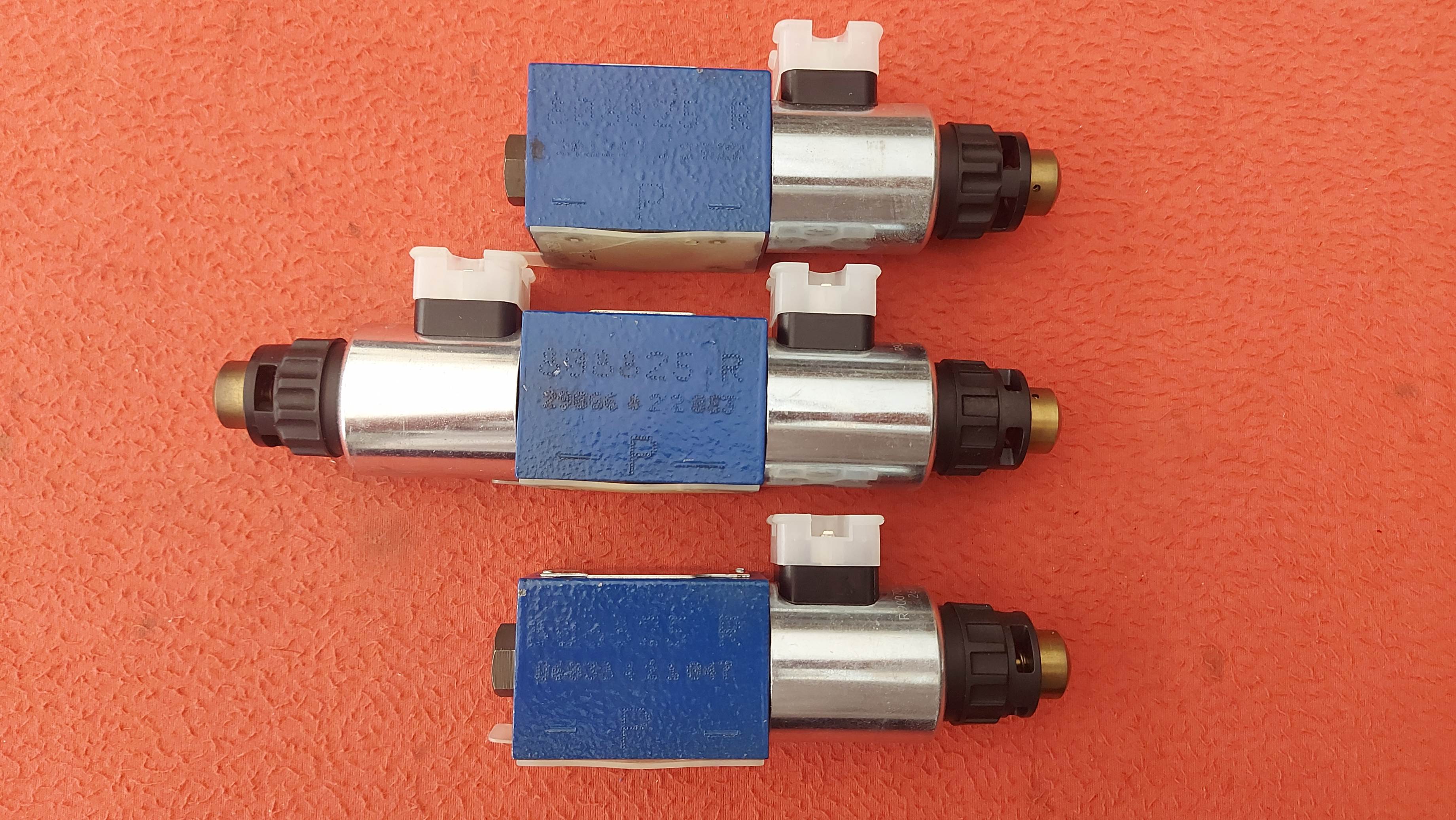 REXROTH 808825 R901001695 71704 R900704191 EP 0717 R900765505 80907 R900765528