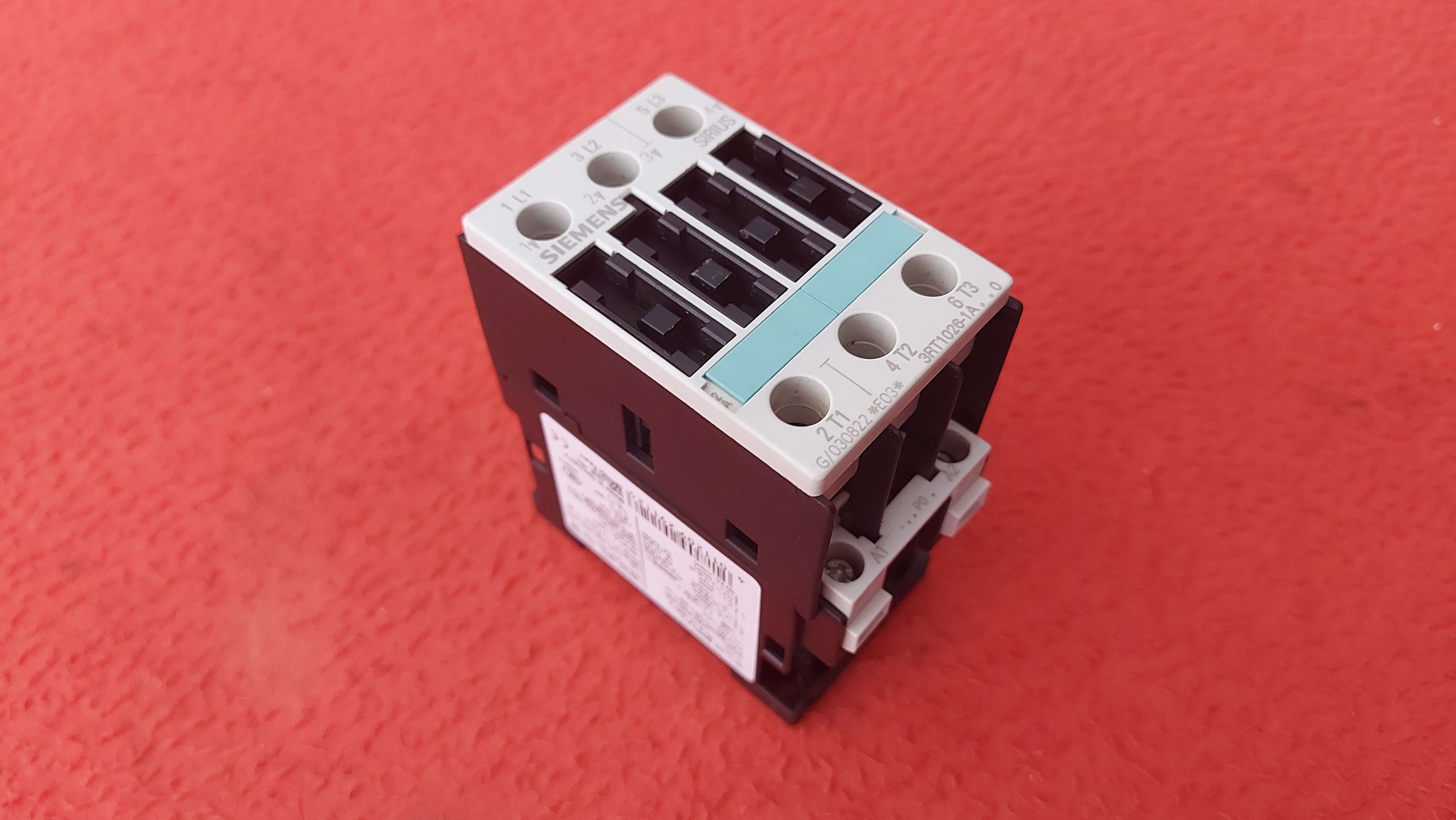 SİEMENS 3RT1026-1AP00 3RT1026 1AP00 3RT10261AP00 11 KW 230VAC KONTAKTÖR