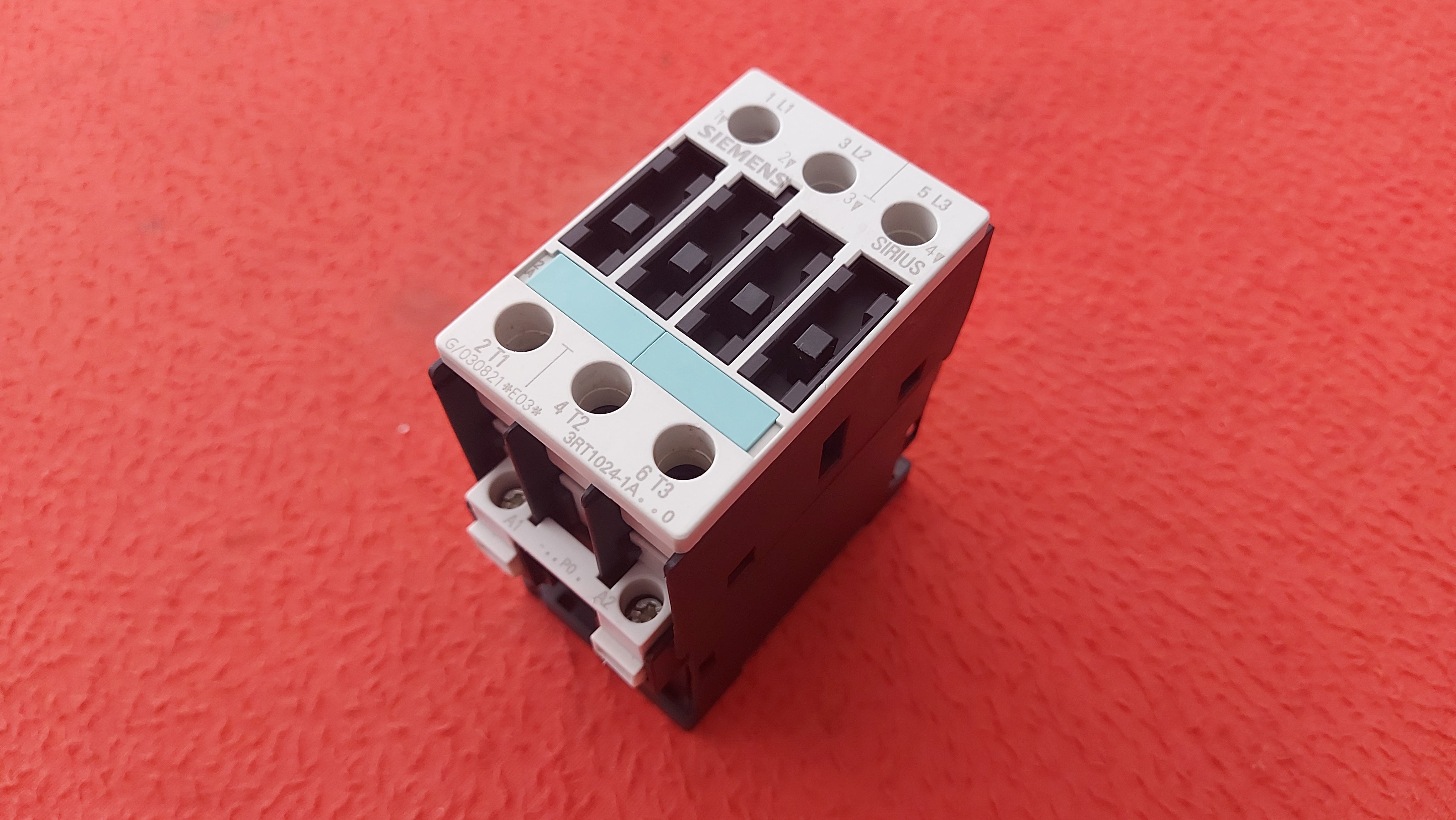 SİEMENS 3RT1024-1AP00 3RT1024 1AP00 3RT10241AP00 5.5 KW 230VAC KONTAKTÖR