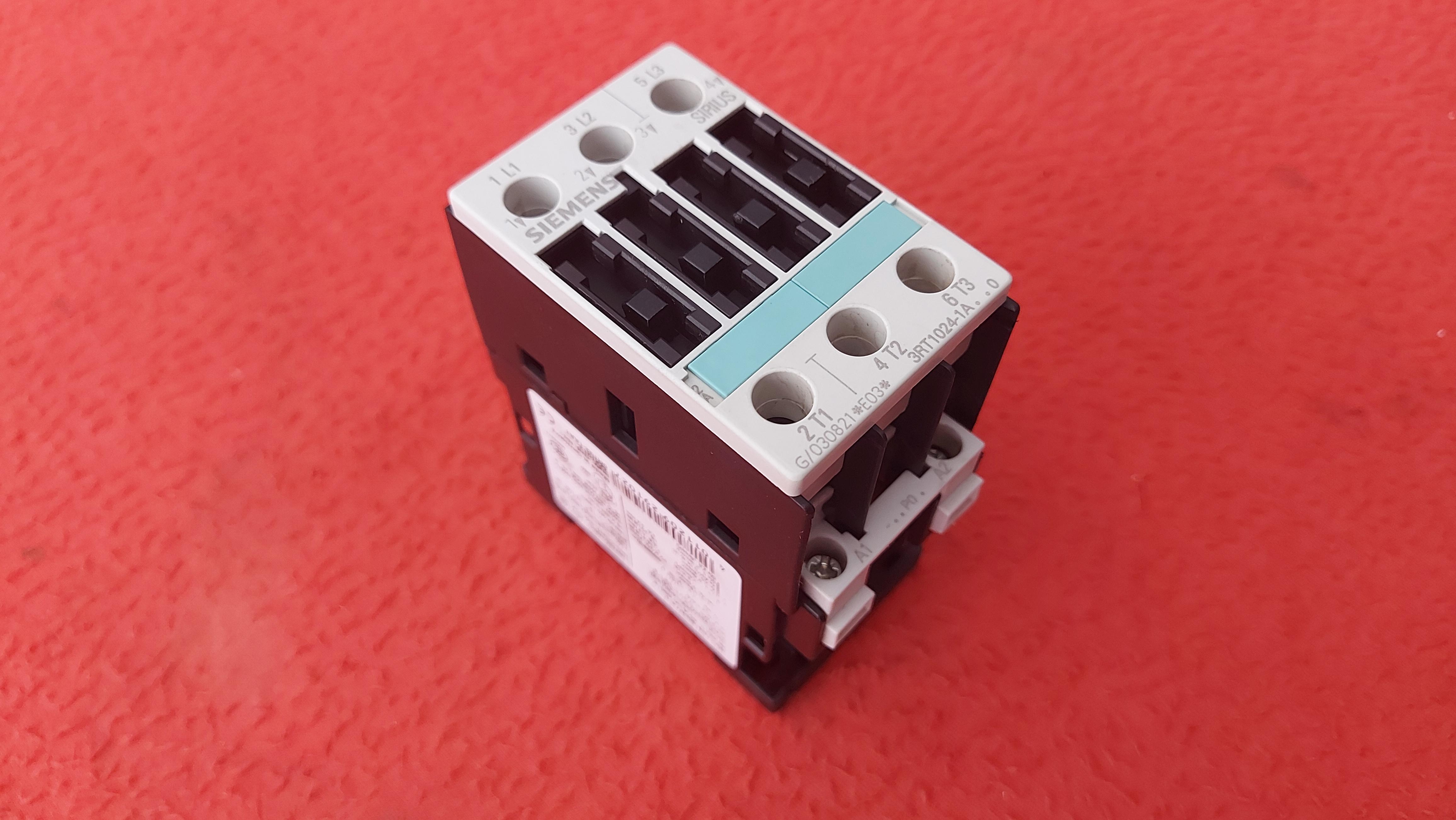 SİEMENS 3RT1024-1AP00 3RT1024 1AP00 3RT10241AP00 5.5 KW 230VAC KONTAKTÖR