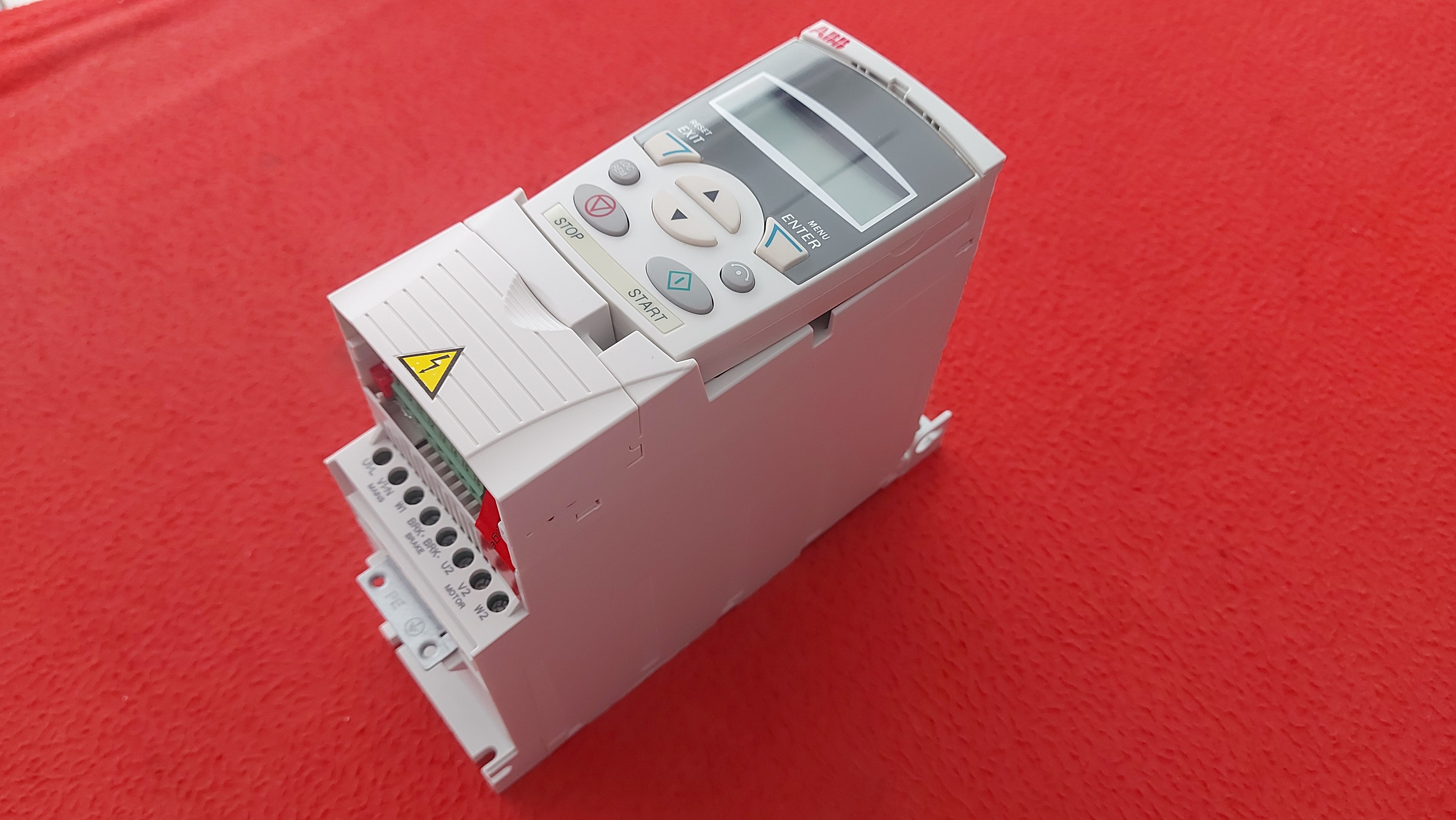 ACS355-03E-04A1-4 ACS355-03E-03A3-4 ACS355-03E-02A4-4 ACS355-03E-01A9-4 ABB