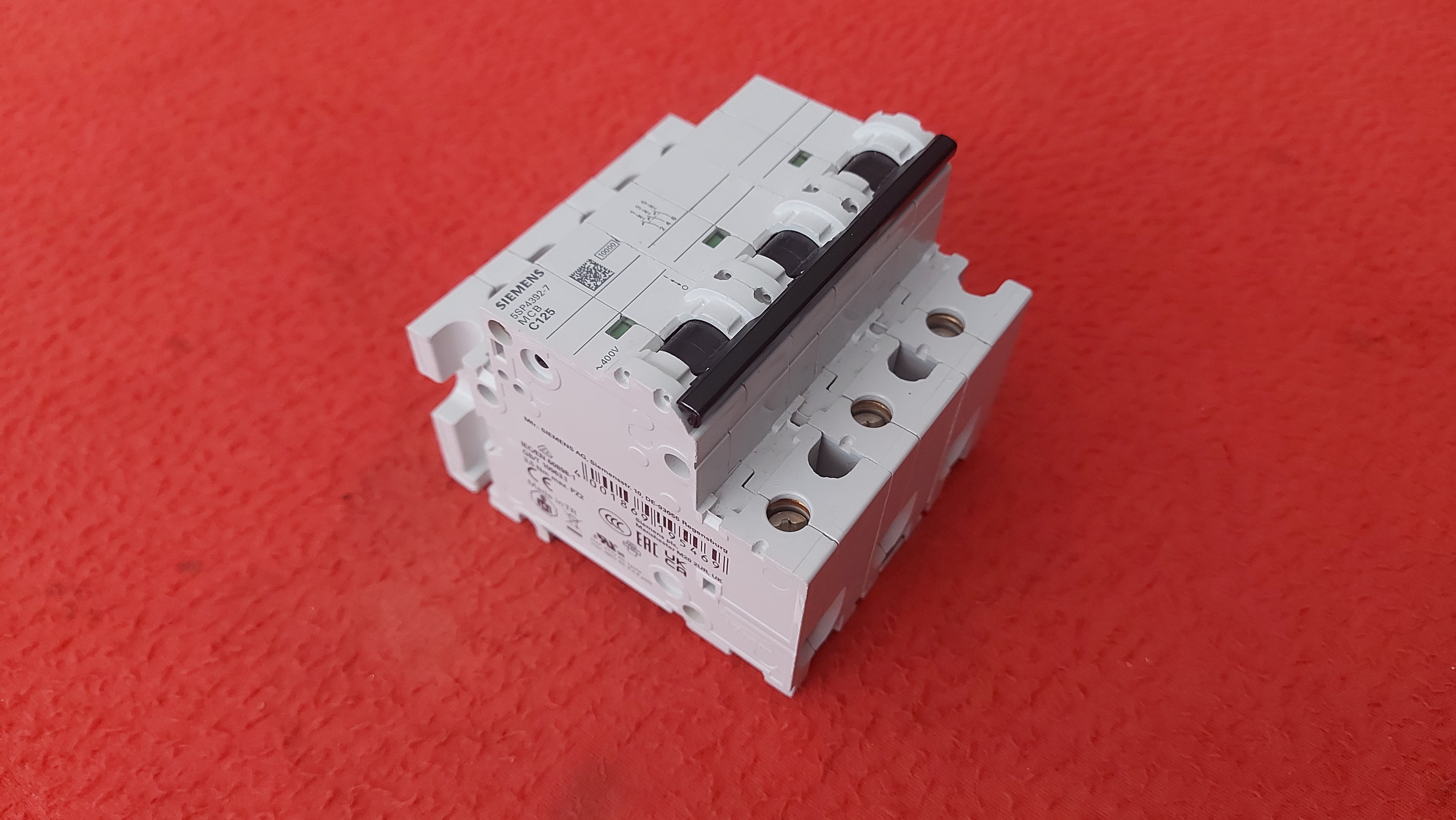 SİEMENS 5SP4392-7 5SP4392 7 5SP43927 MCB C125 125 AMPER OTOMAT