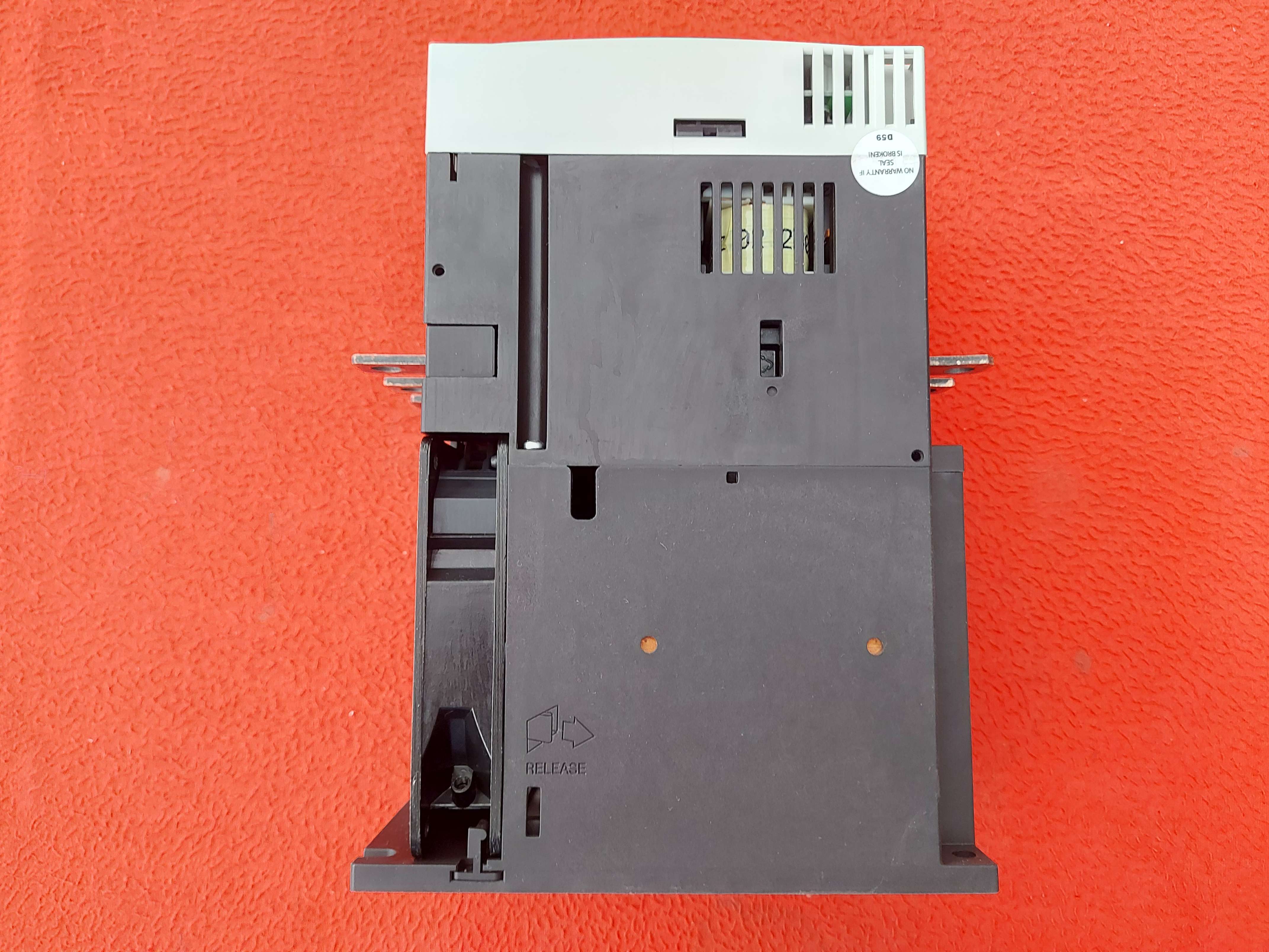 SIEMENS 3RW4056-6BB44 3RW4056 6BB44 3RW40566BB44 90 KW SOFT STARTER
