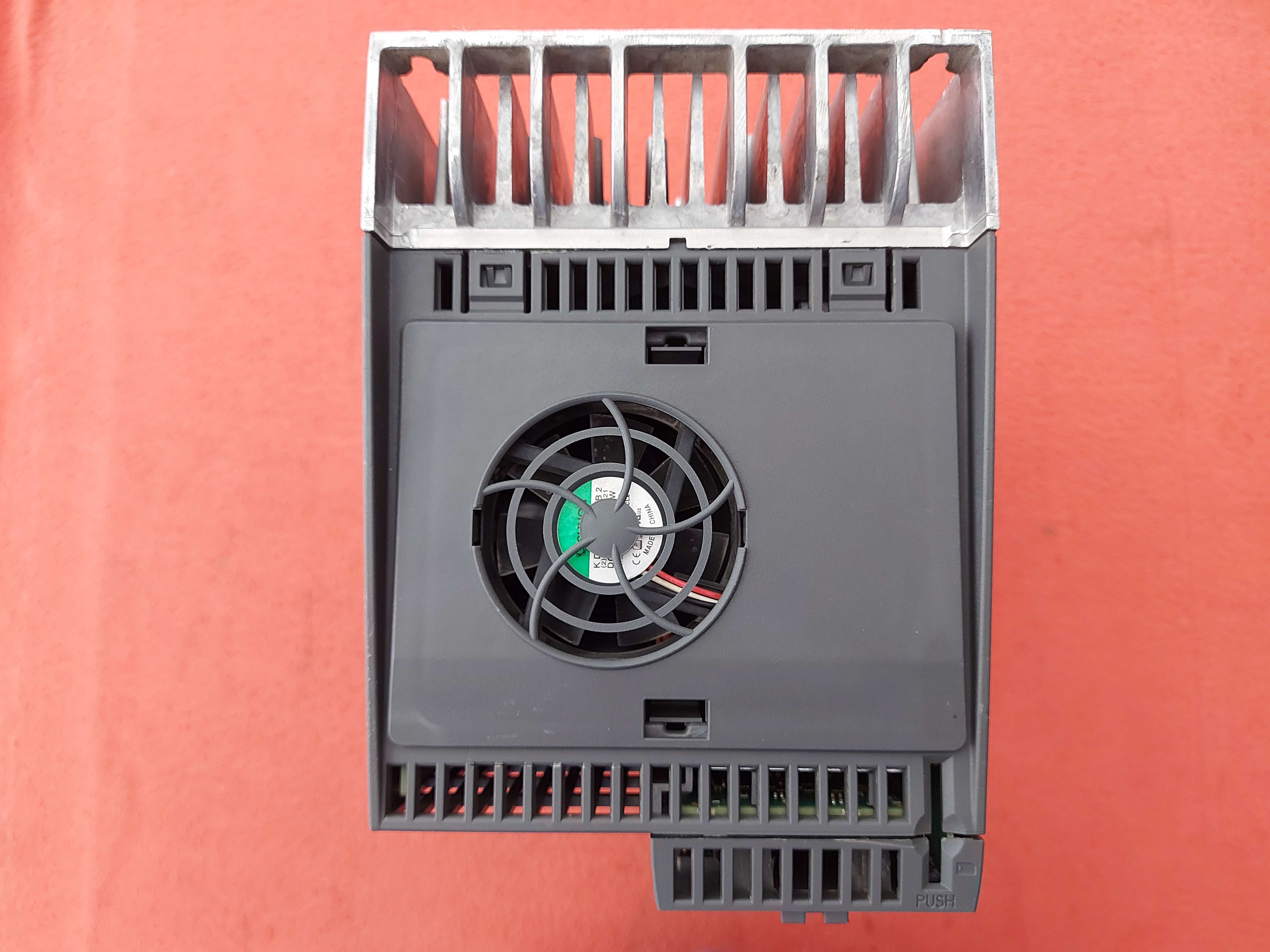 SİEMENS 6SL3210-1KE23-8UP1 SINAMİCS G120C DP 18.5 KW 