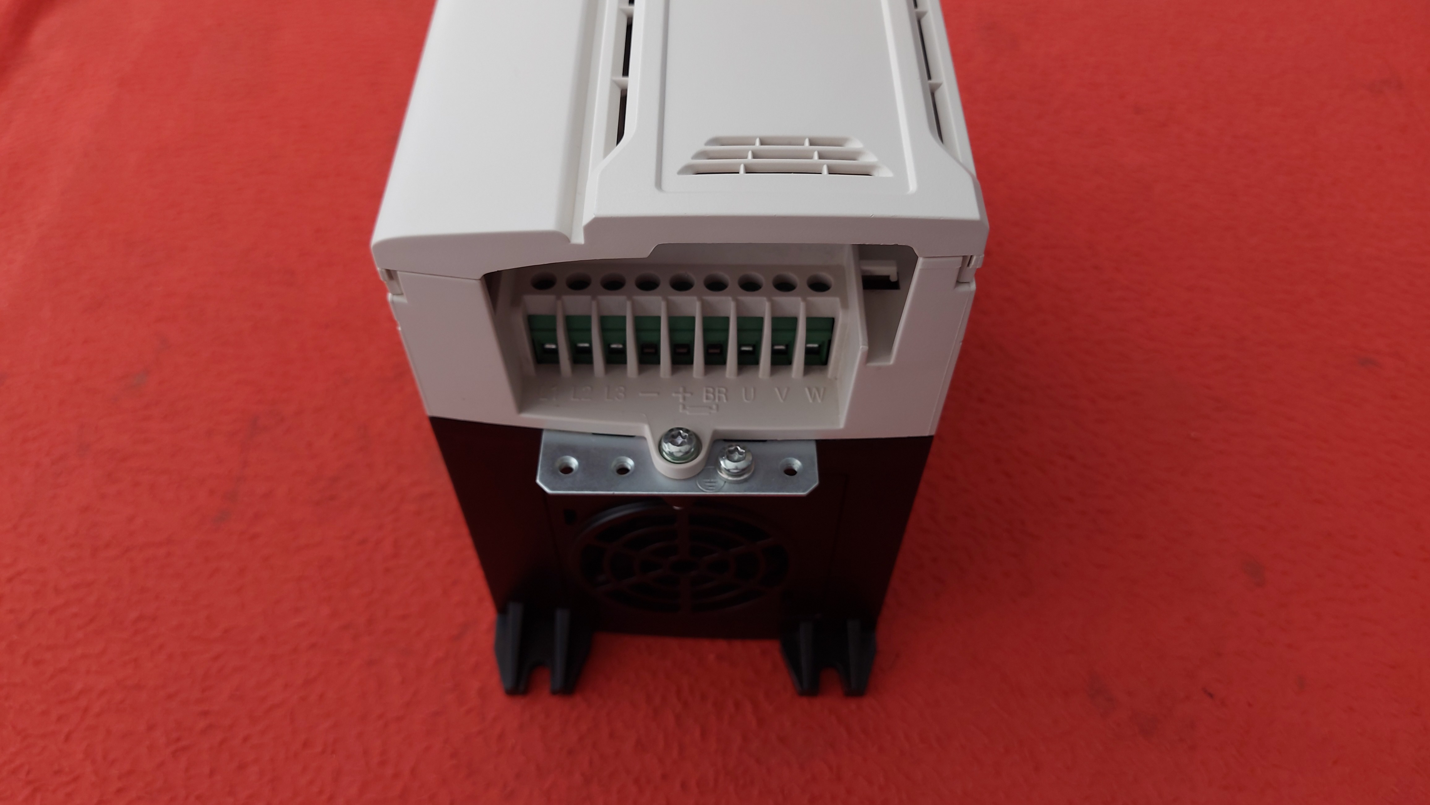 EMERSON M200-044 00170 A M200-04400170A 7.5 KW M200 STD1635