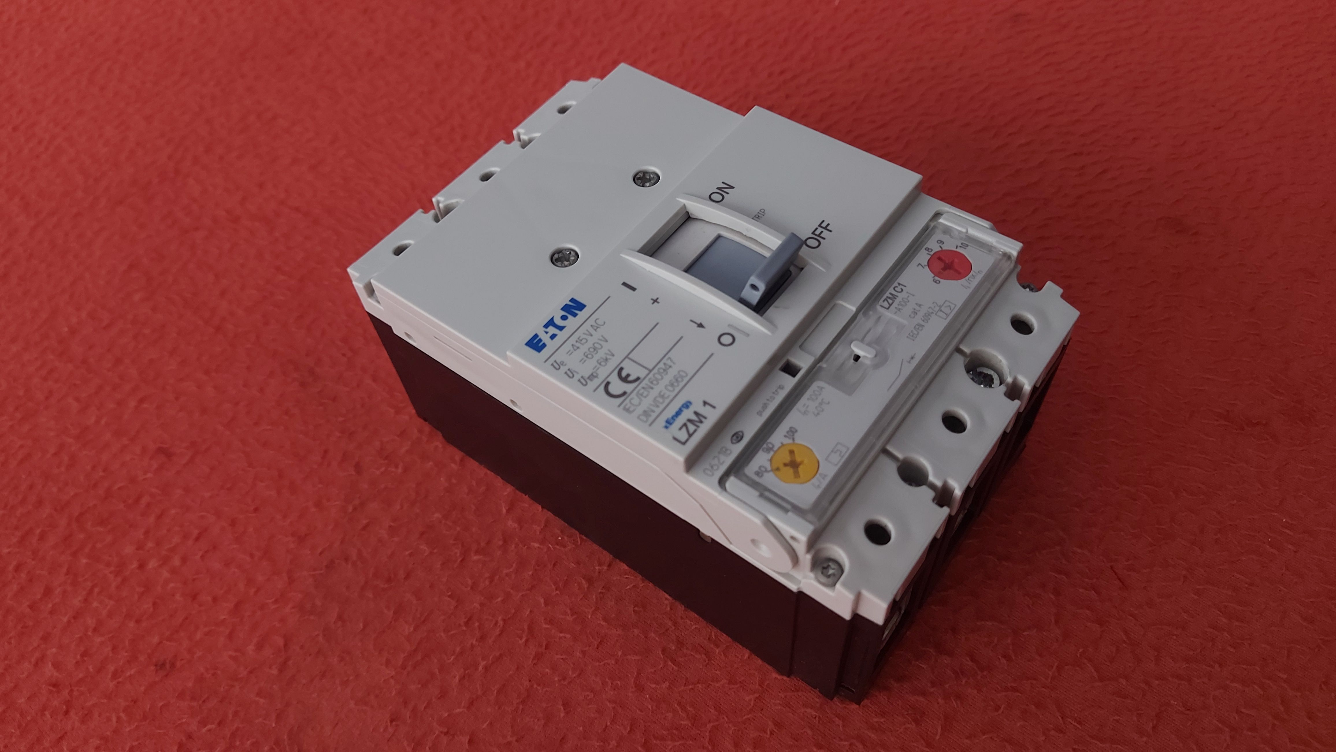 EATON LZM 1 100 AMPER LZM C1 LZM1 100 AMPER KOMPAK ŞALTER