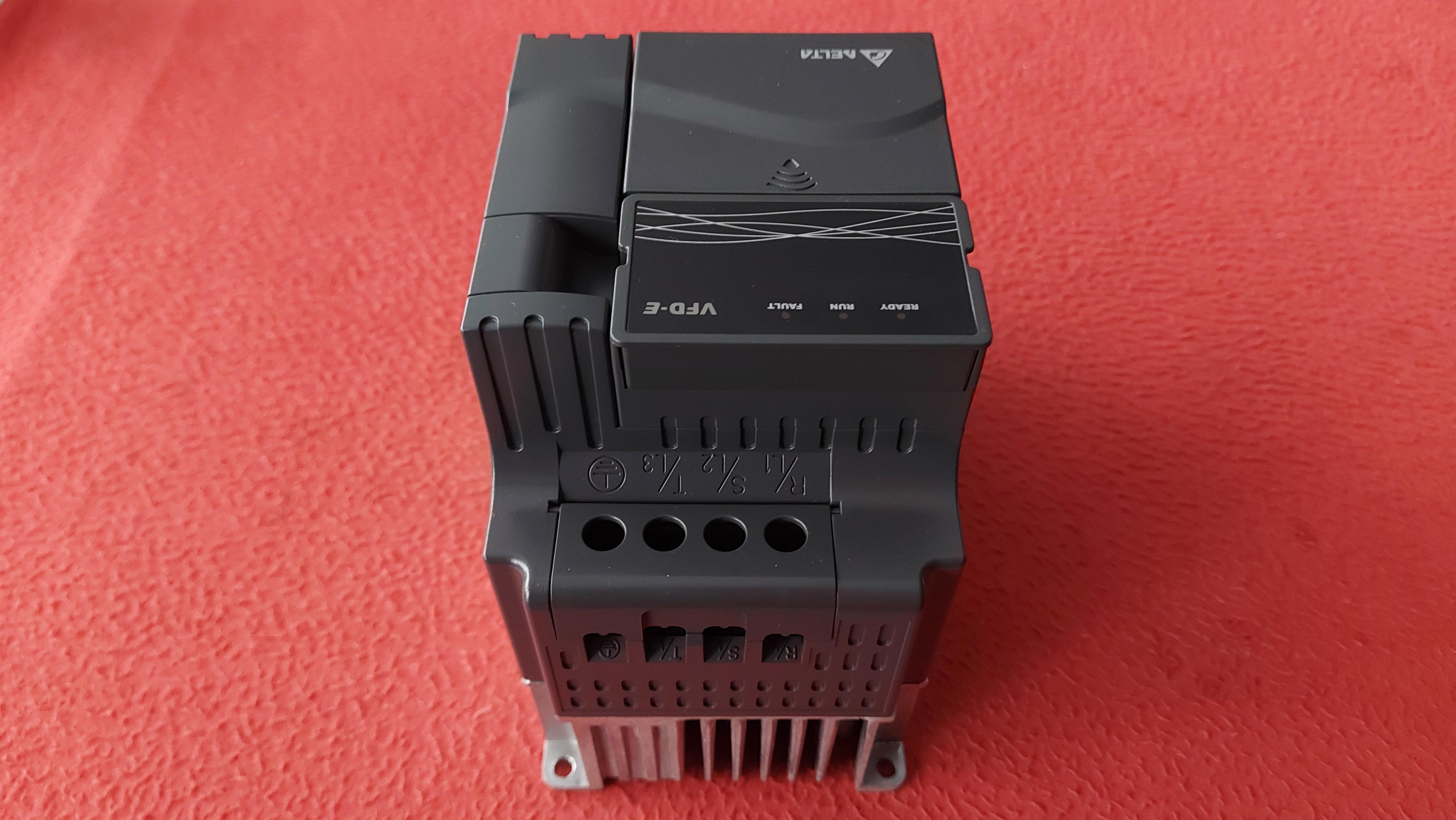 VFD022E21A VFD-E VFD015E21A DELTA