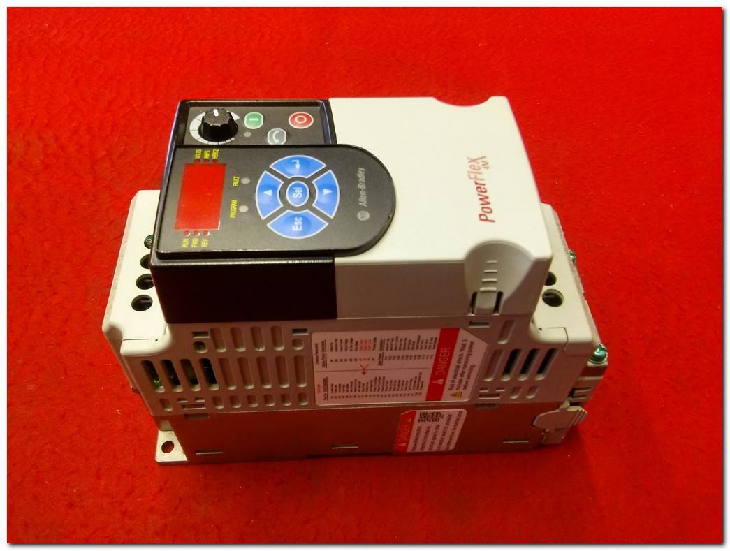 ALLEN-BRADLEY 22F-A4P2N113 SERIES A POWERFLEX 4M 0,75KW SÜRÜCÜ