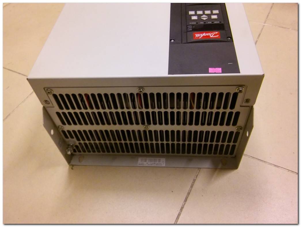 DANFOSS MCD3300-T7-C20-CV4 175G5059 MCD 3000 300 KW SOFT STARTER 300 KW YUMUŞAK YOL VERME