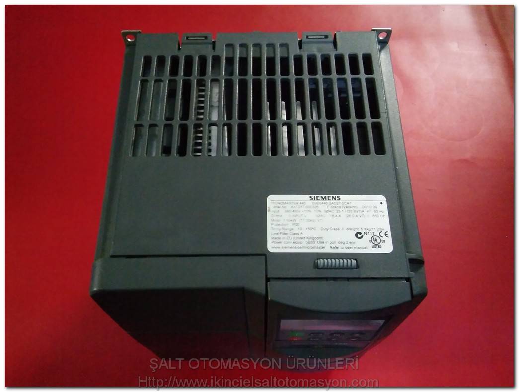 SIEMENS 6SE6440-2AD27-5CA1 MICROMASTER 440 11KW SIFIR KUTULU SÜRÜCÜ