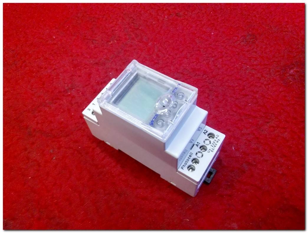 ENTES DTR-14 FOTOSELLİ ASTRONOMİK ZAMAN RÖLESİ
