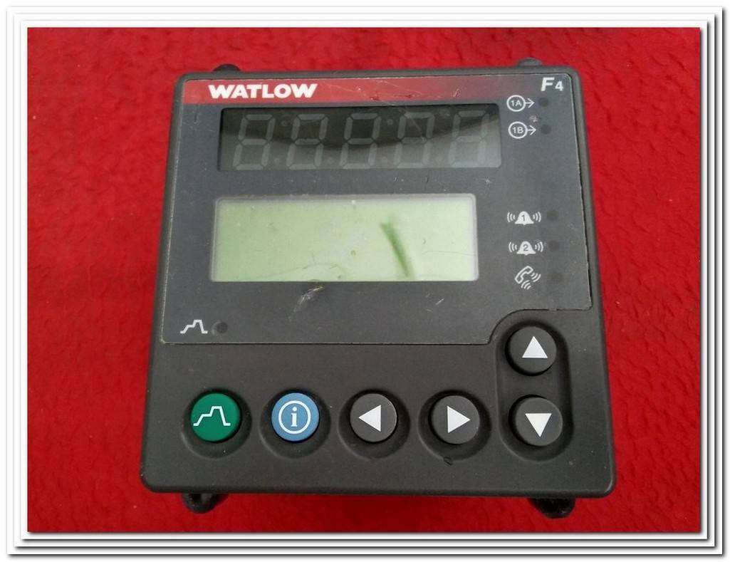 WATLOW F4 F4SH-KAA0-01RG RAMPING CONTROLLER PROCESS CONTROLLER