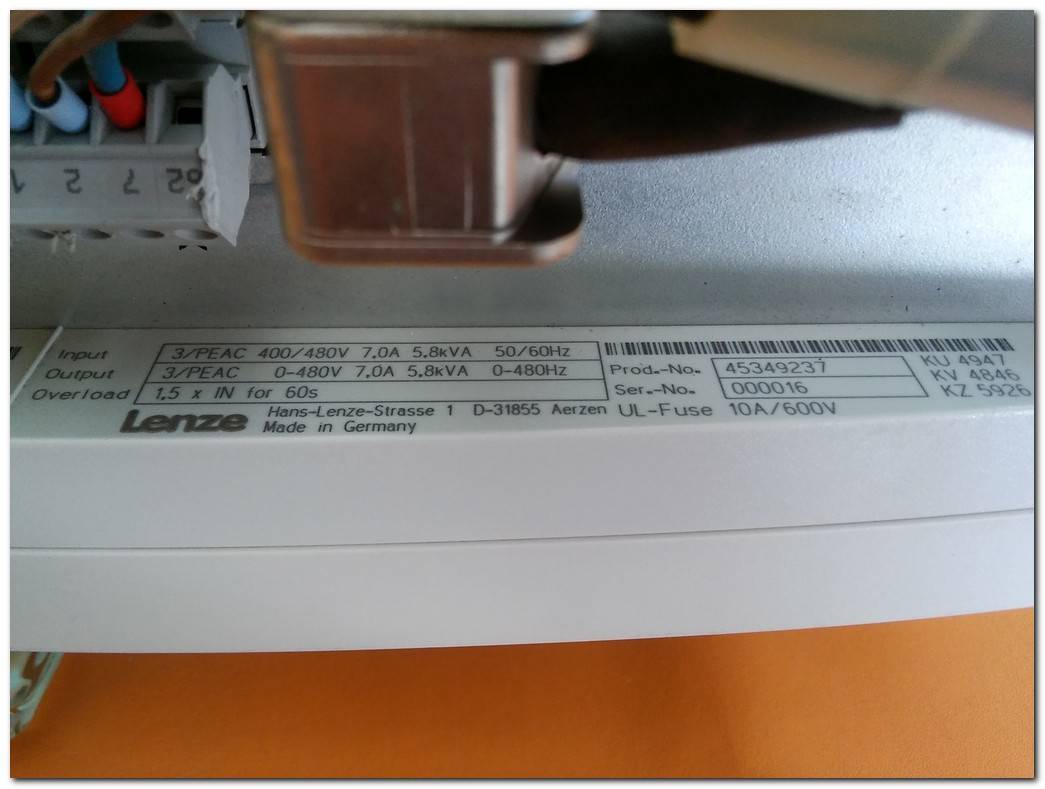 LENZE EVS9324-ES EVS9324 3KW SERVO SÜRÜCÜ 3 KW SERVO INVERTER