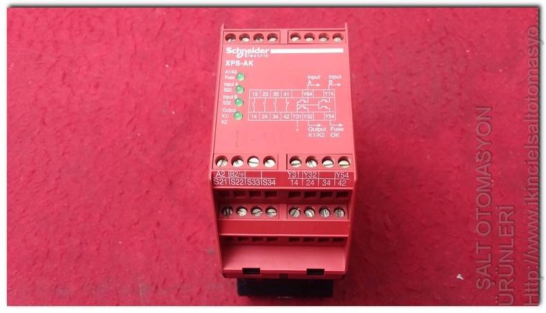 SCHNEİDER XPS-AK XPSAK351144 SAFETY RELAY GÜVENLİK RÖLESİ