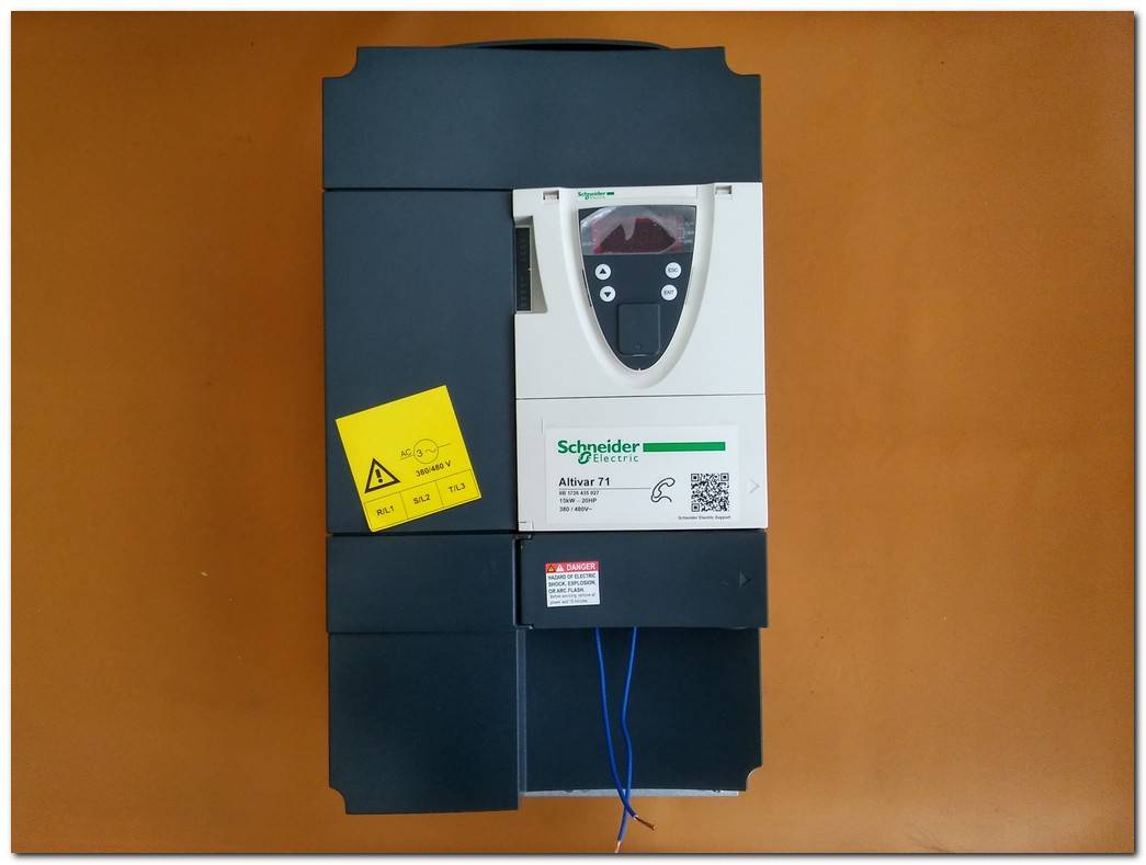 SCHNEİDER ATV71HD15N4Z ATV71HD15N4 15 KW ATV71 KONTROL KARTI