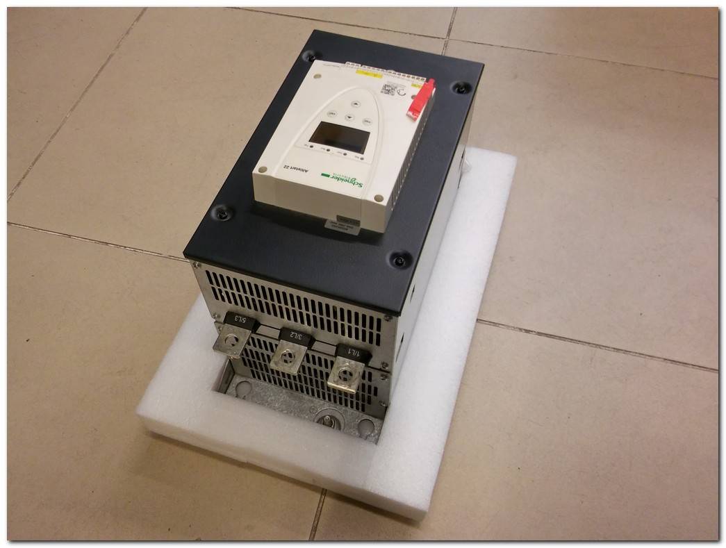 SCHNEİDER ATS22C32Q 160KW SÜRÜCÜ ALTİSTART 22 ATS22 160 KW INVERTER